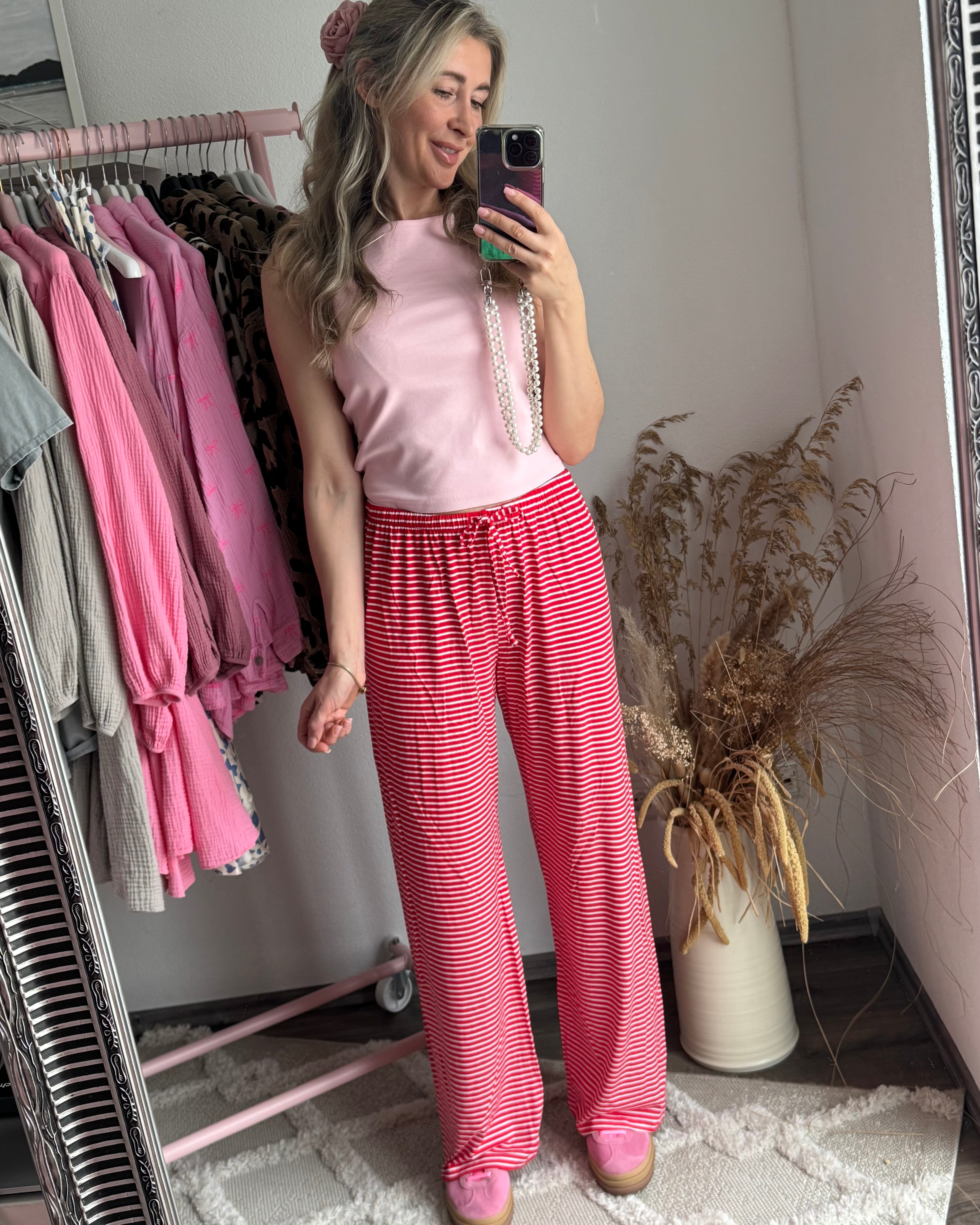 Lockere Hose Stripes rot