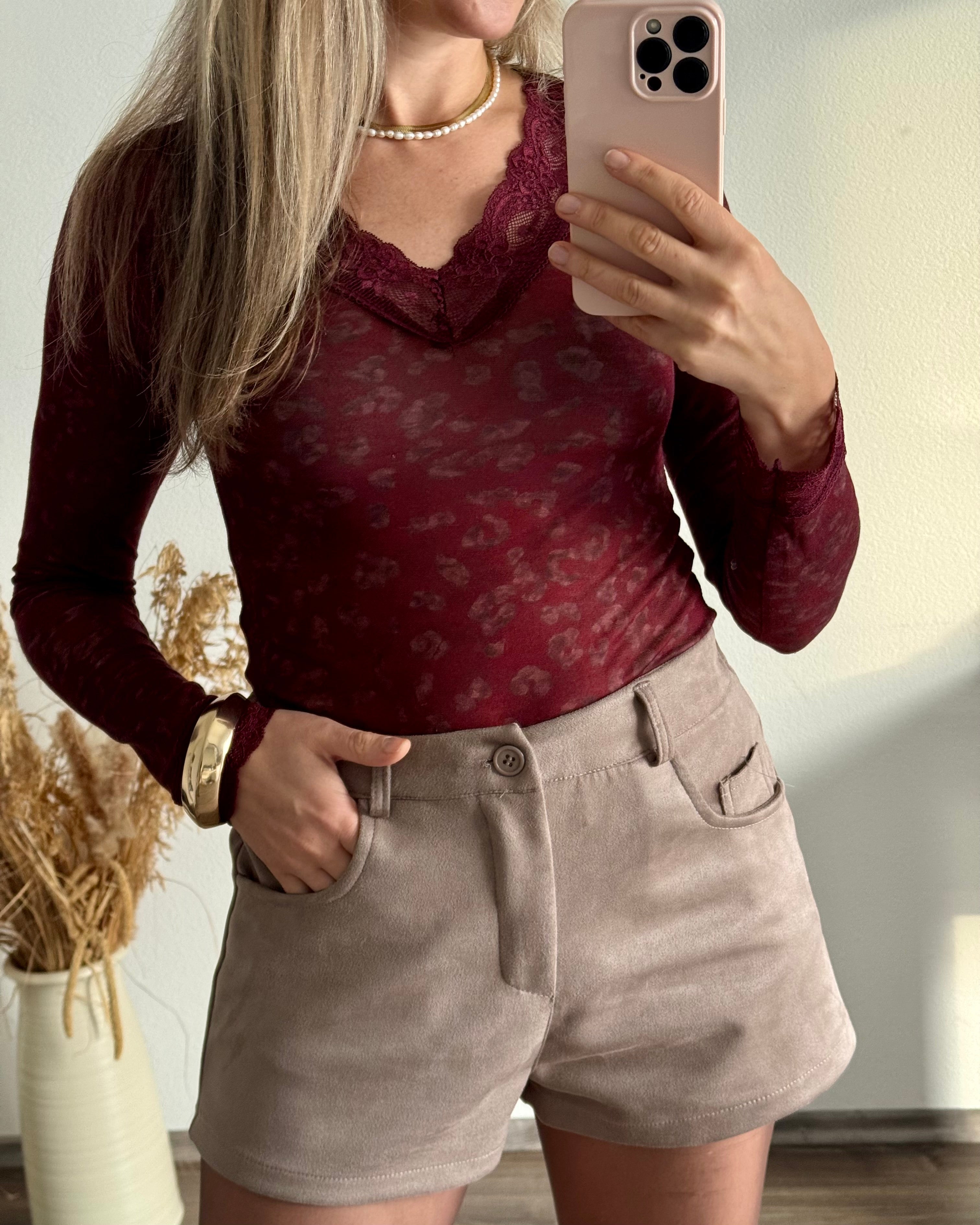 Stretchy Cashmere Langarmshirt mit Spitze Leo Bordeaux