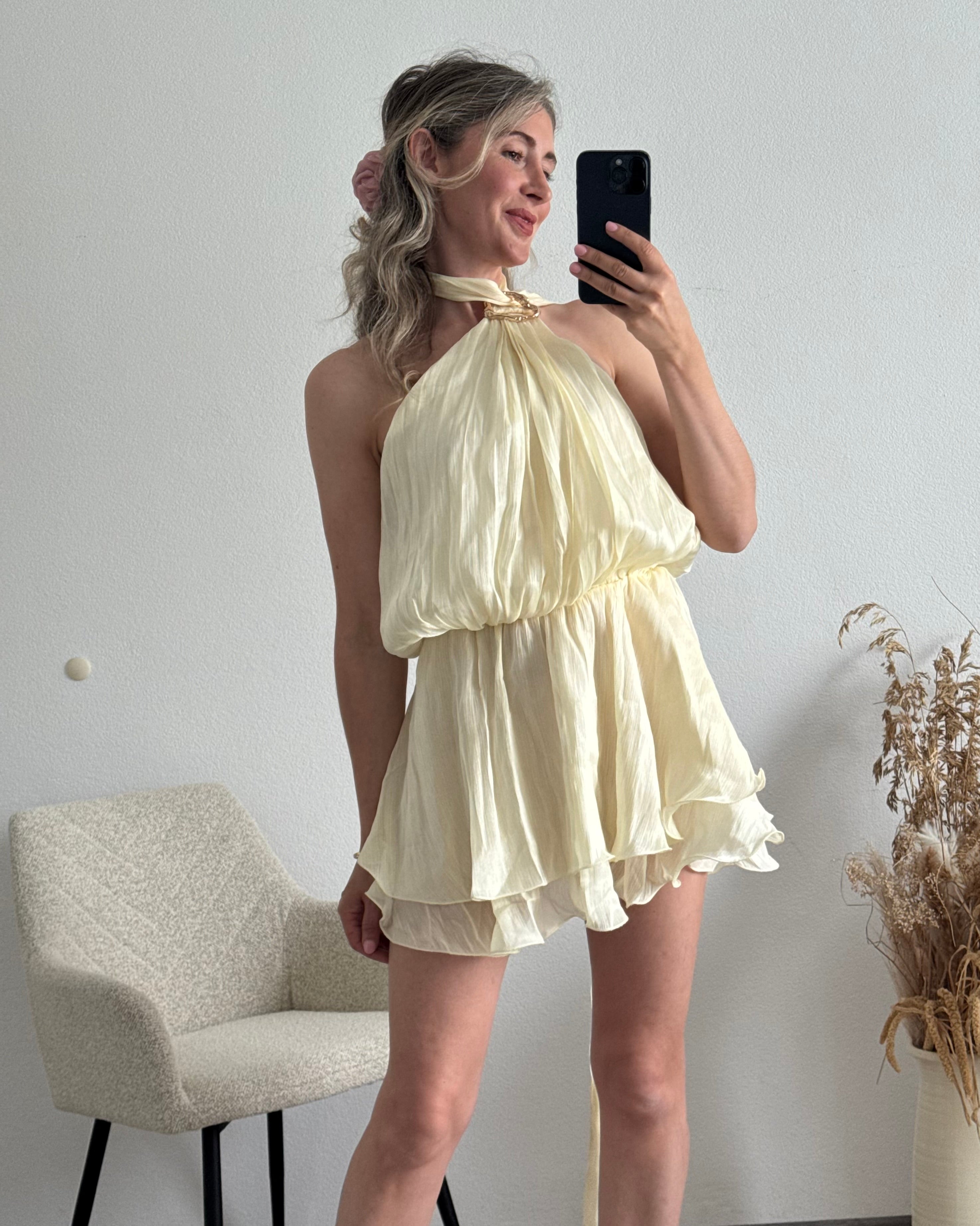 Golden Hour Mini Kleid
softgelb