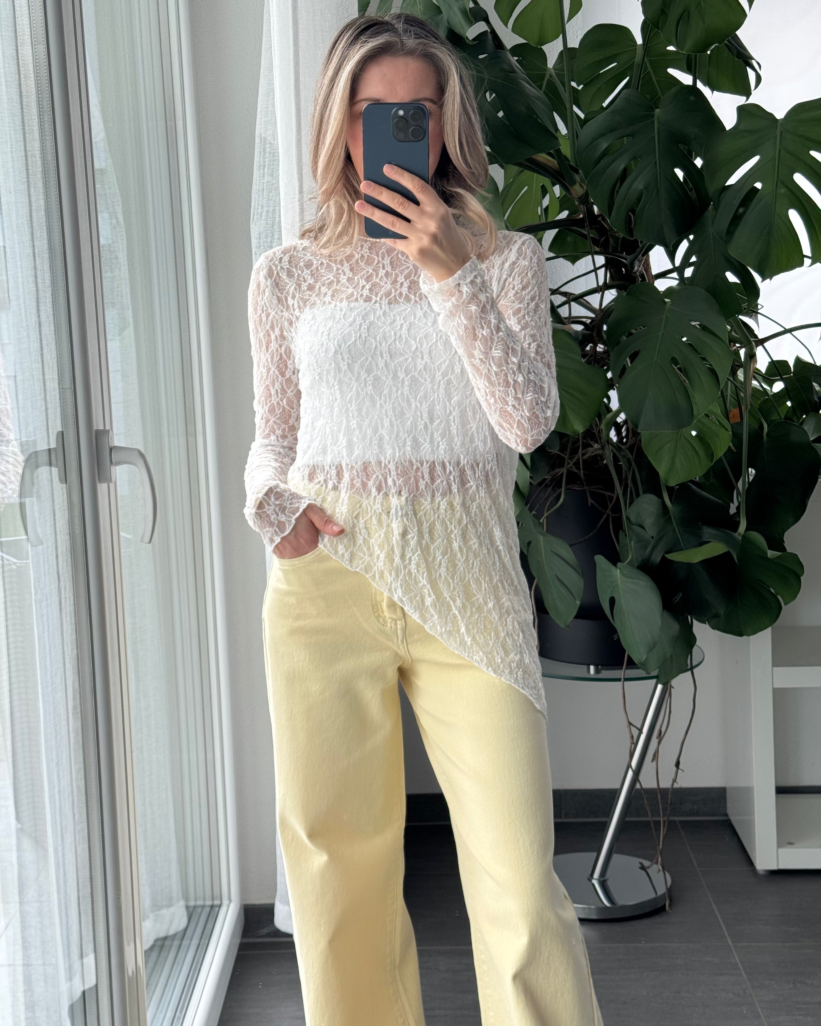 Spitzentop asymmetrisch weiß