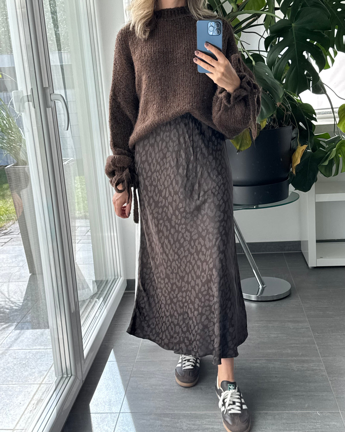 Viskoserock mit Leoprint Maja Braun