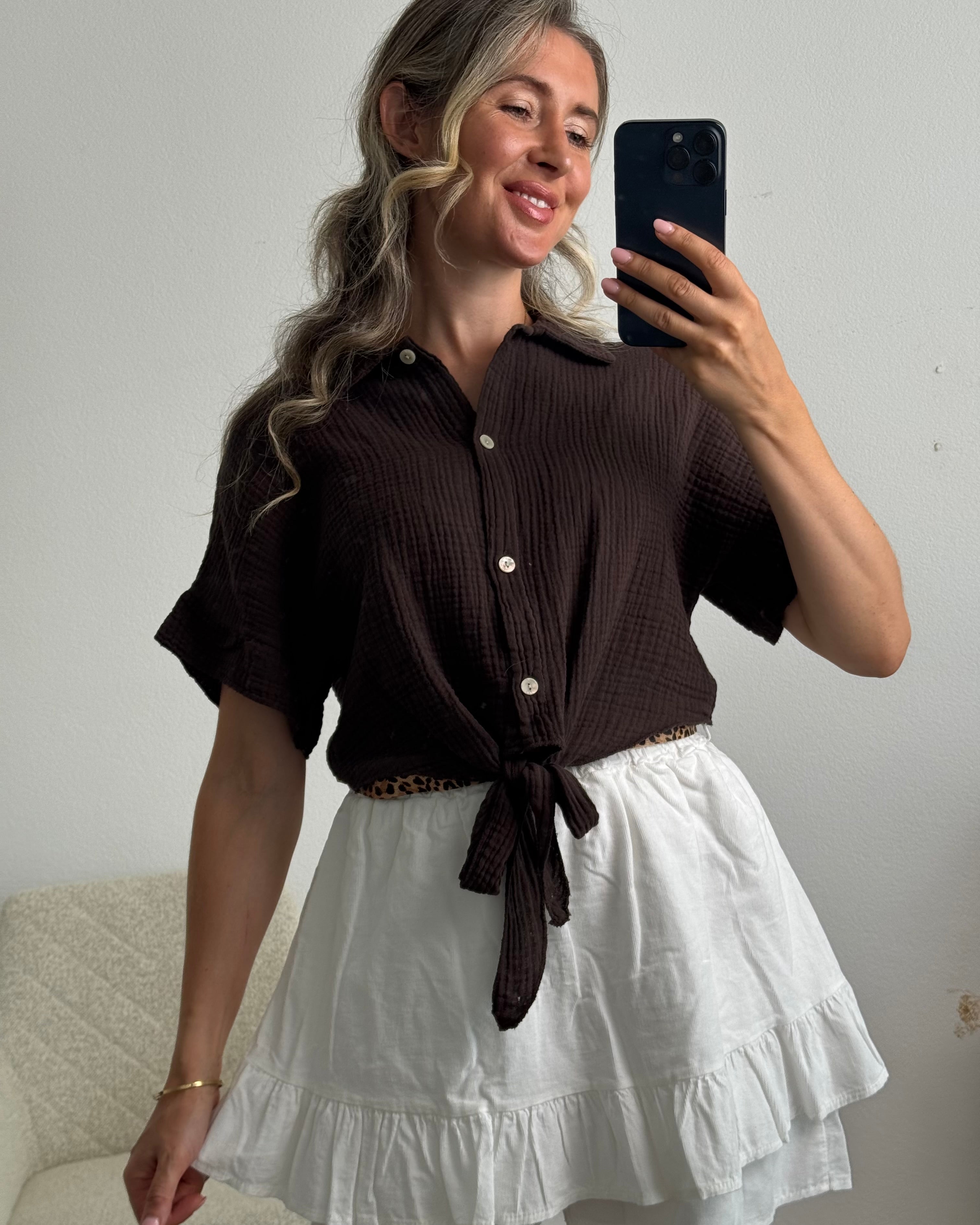 Musselinbluse zum Knoten braun