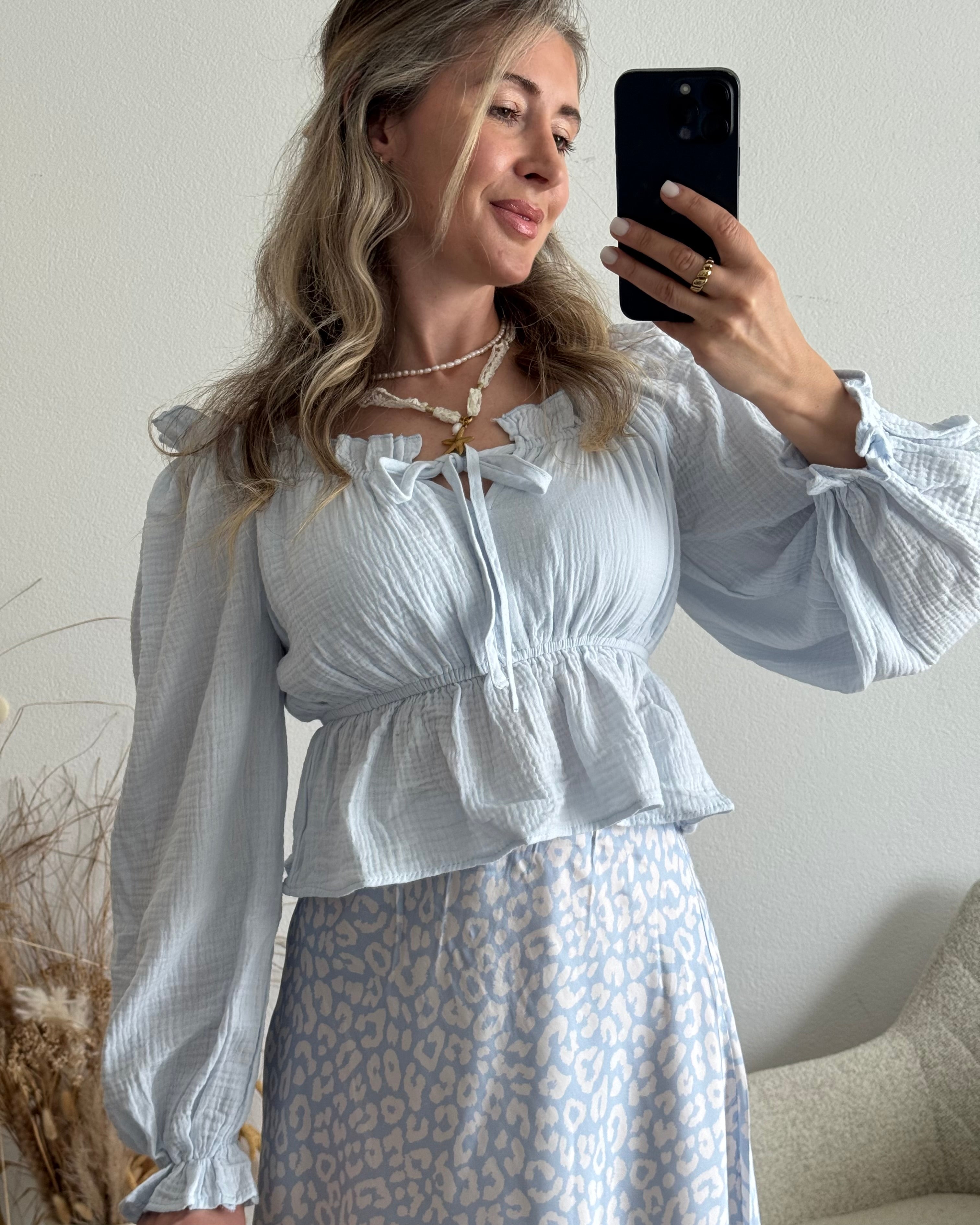 Musselinbluse Bella hellblau