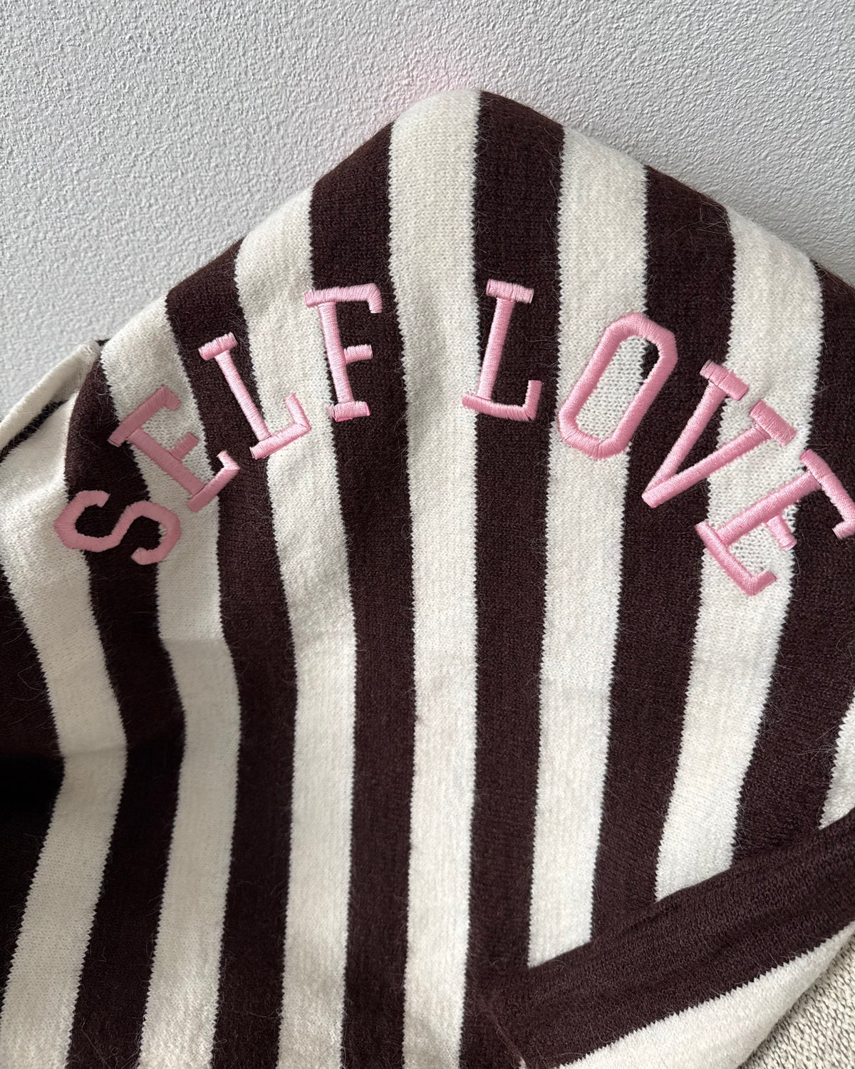 Strickpullover Self Love Chocolate Pink
