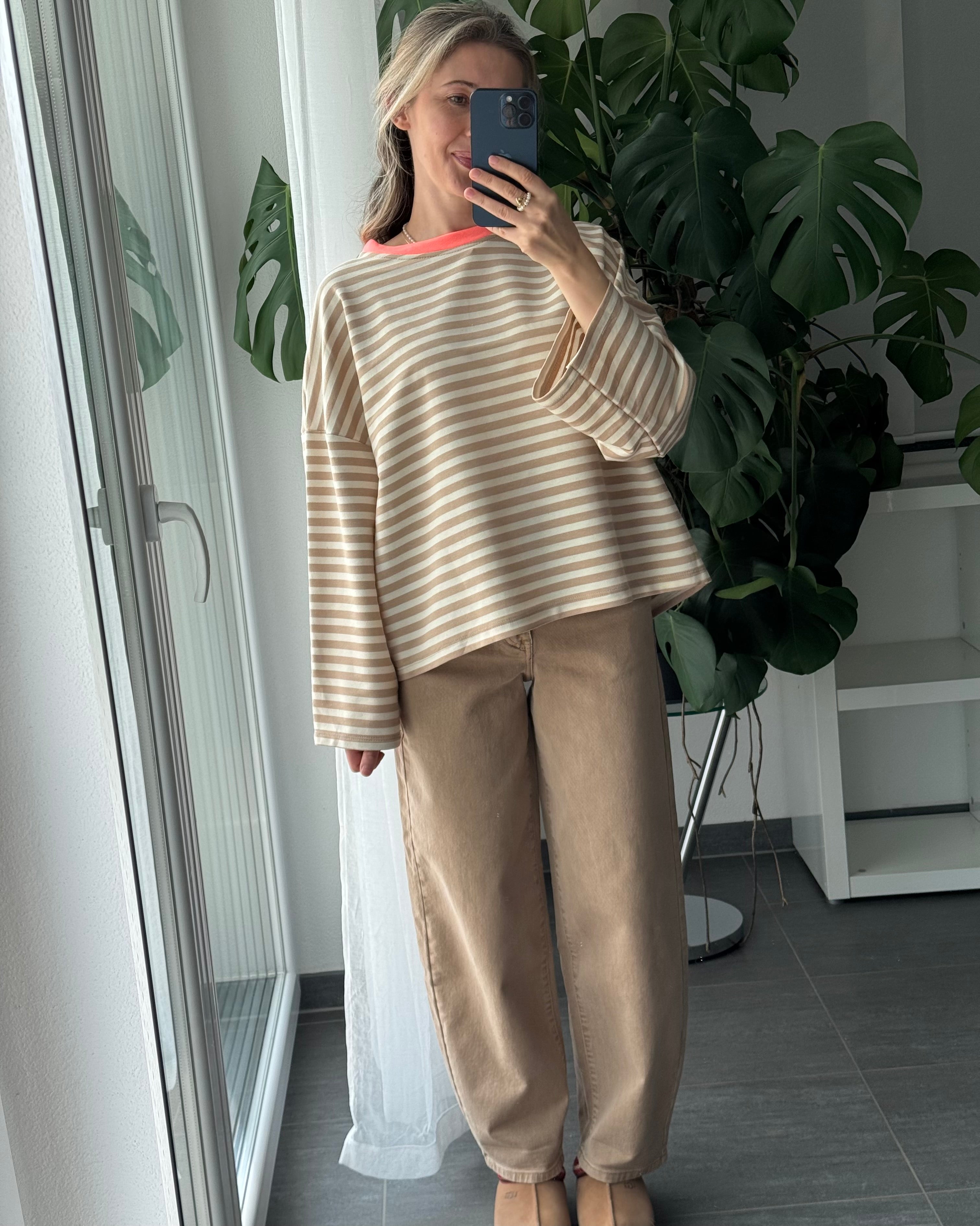 Sweater Streifenliebe Taupe