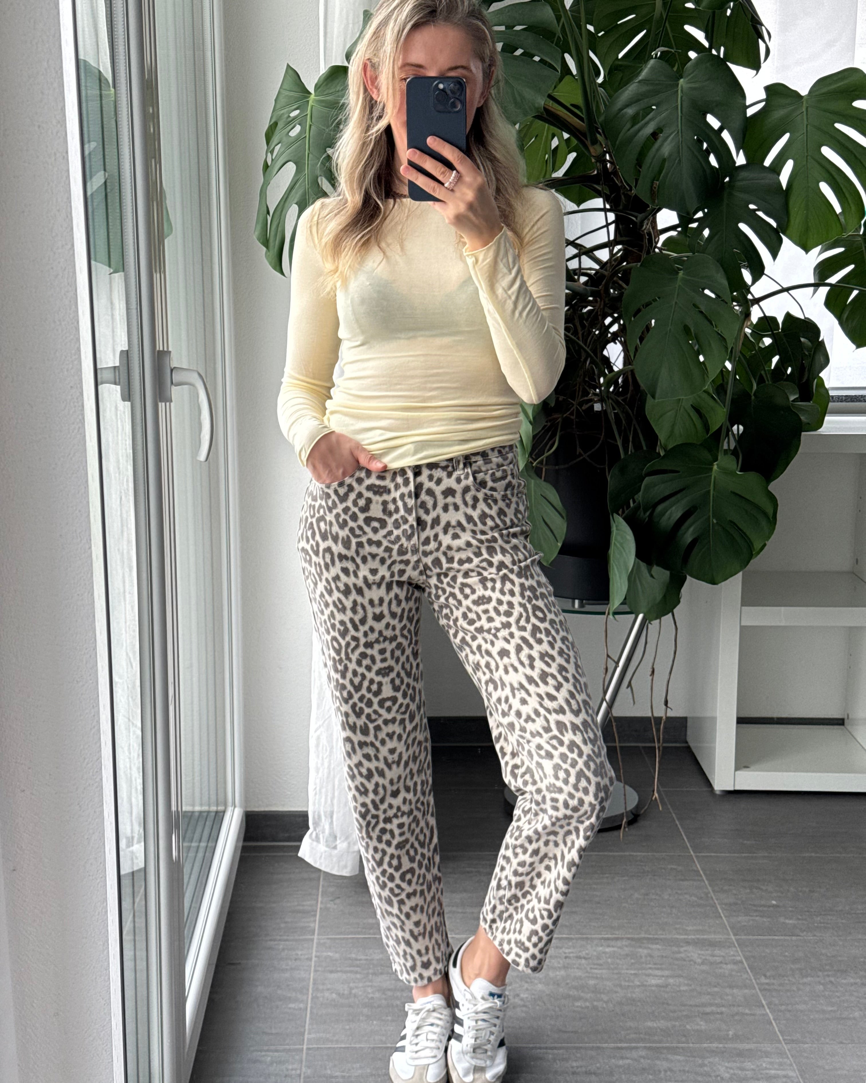 MOM JEANS Leo Pard