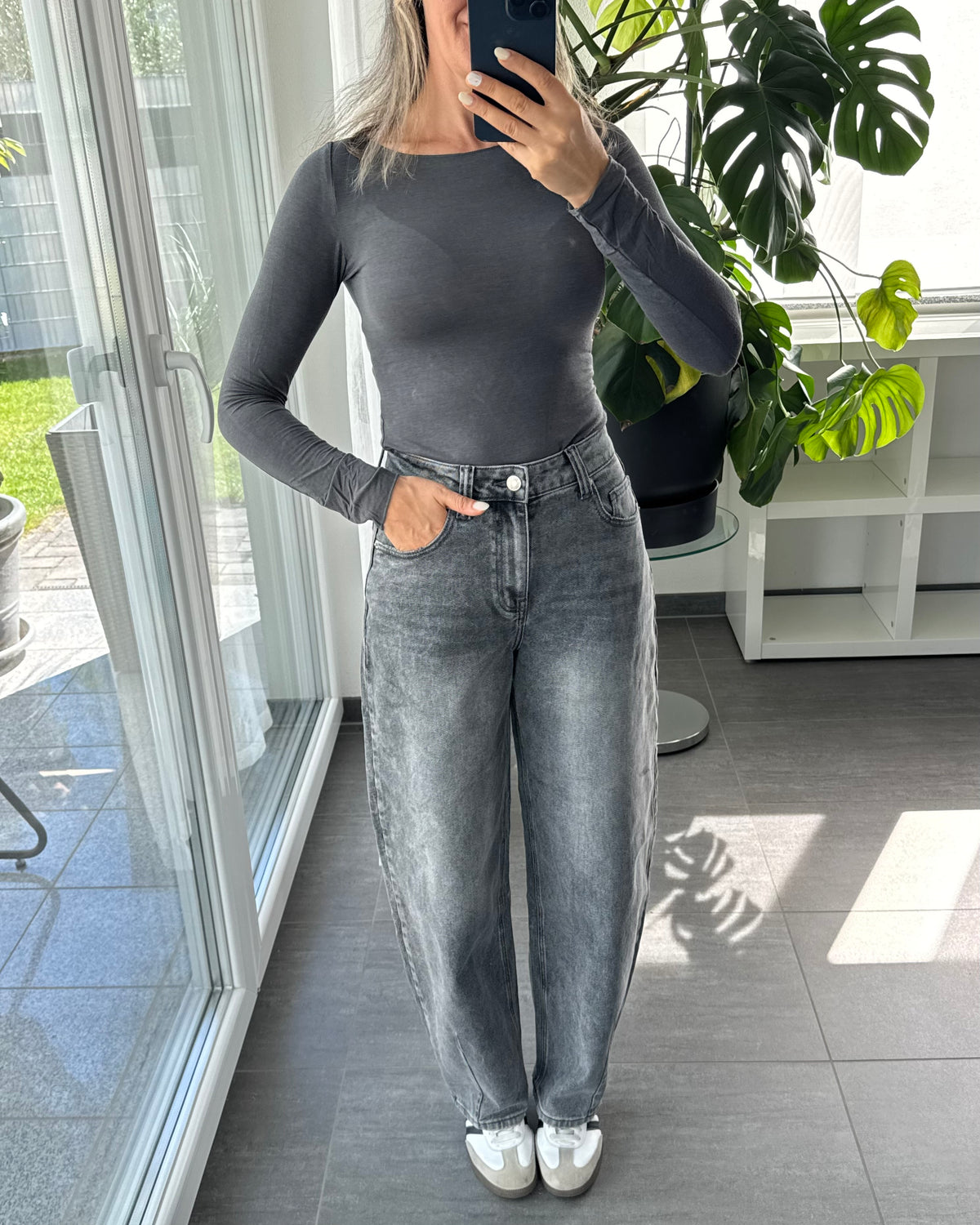 Stretch Barrel Jeans Dunkelgrau