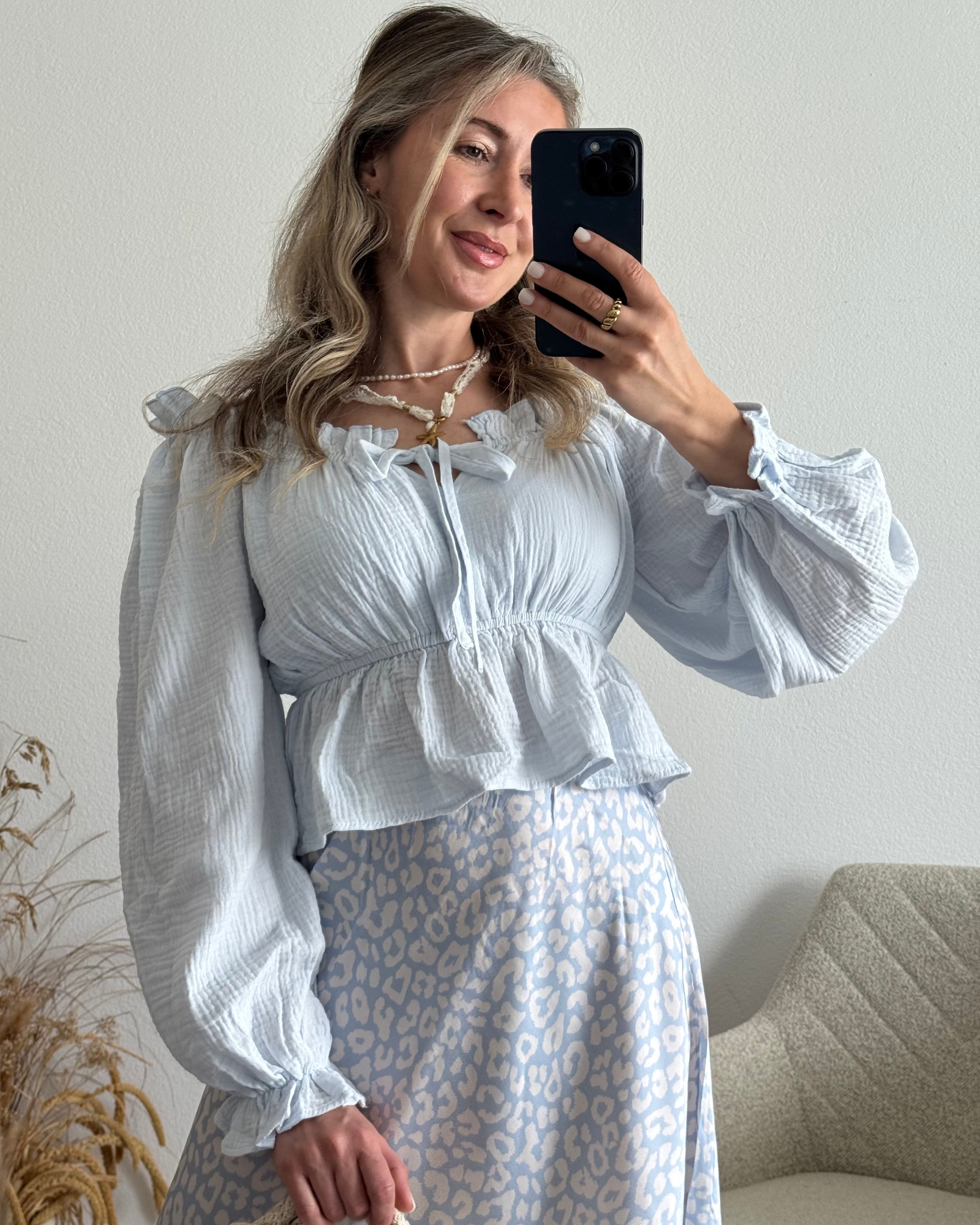Musselinbluse Bella hellblau