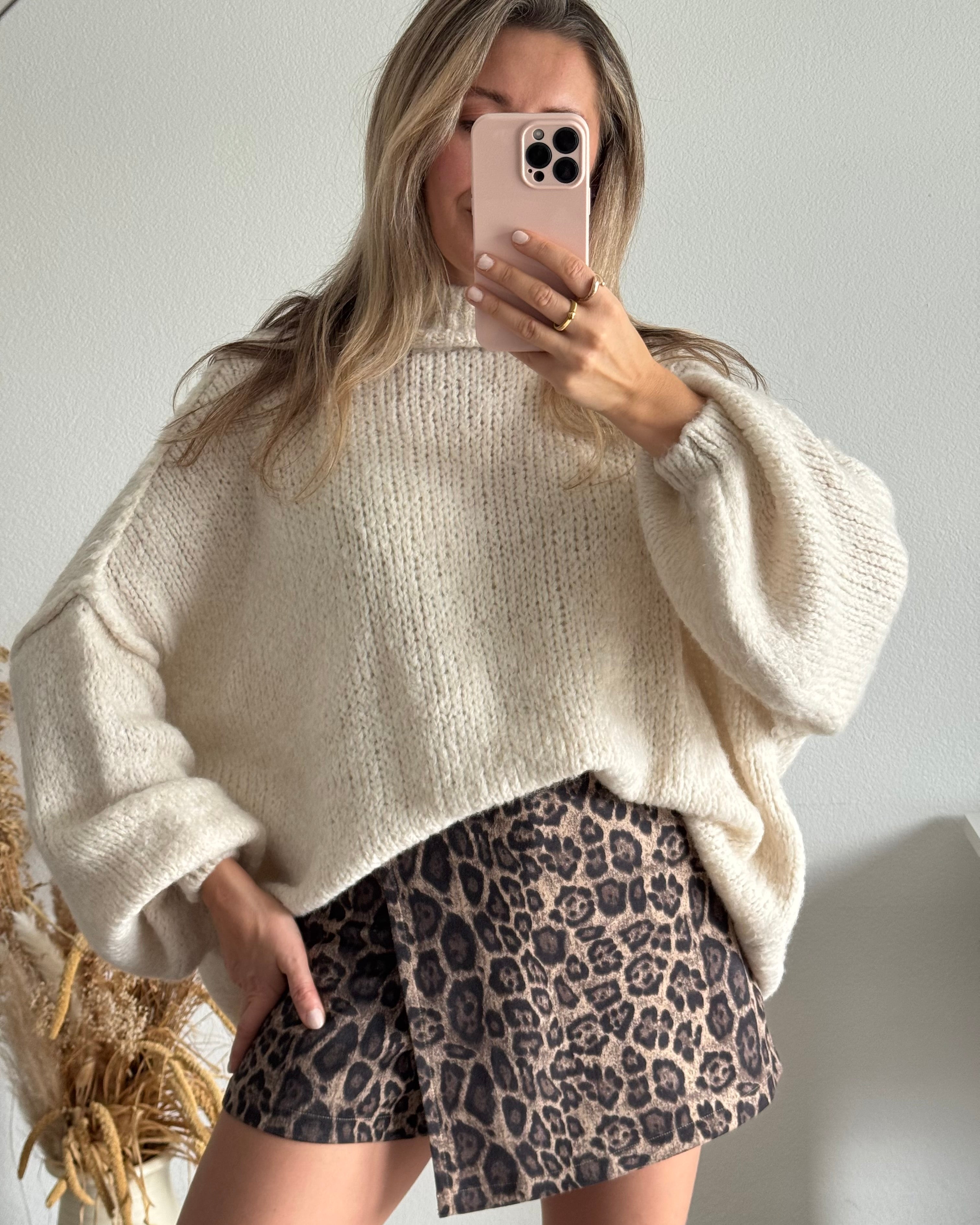 Kuscheliger Oversize Strickpullover Creme (lang)