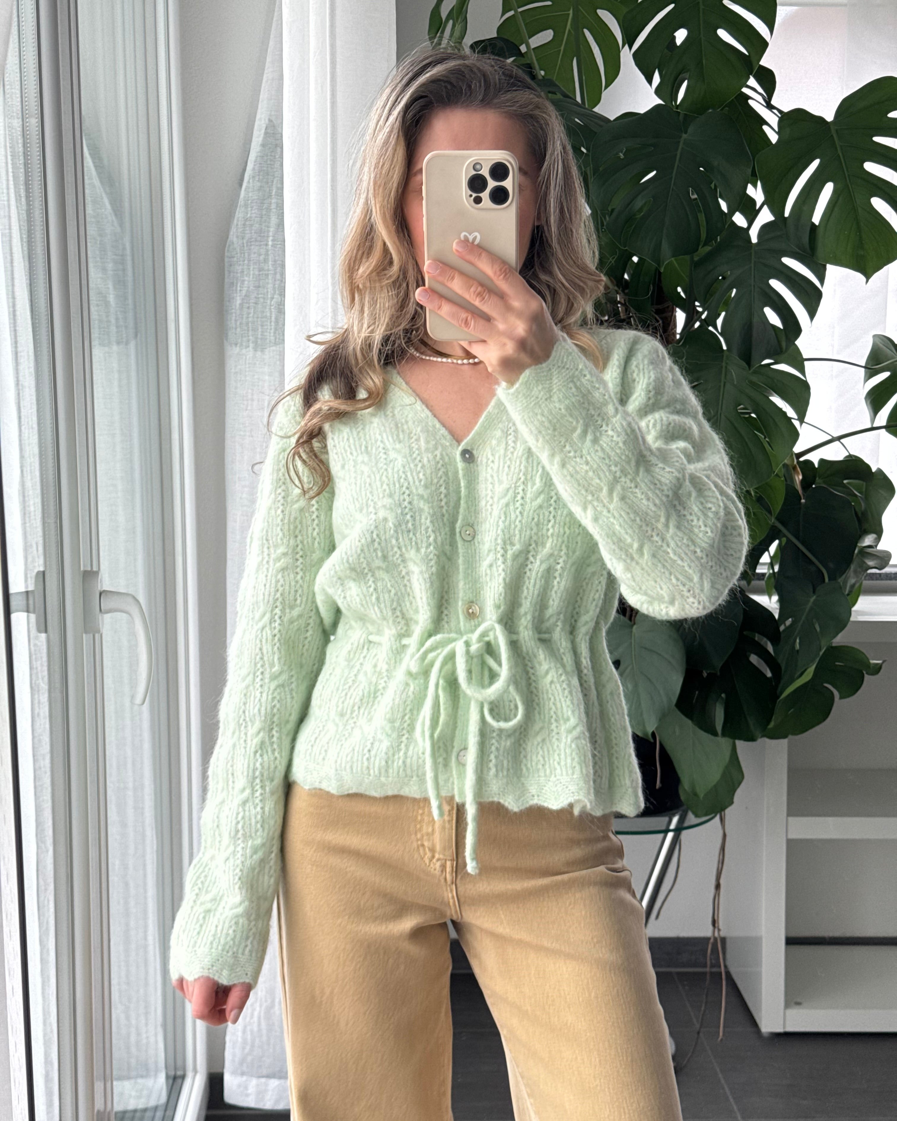 Weicher Strick-Cardigan mit Taillenzug Hellgrün