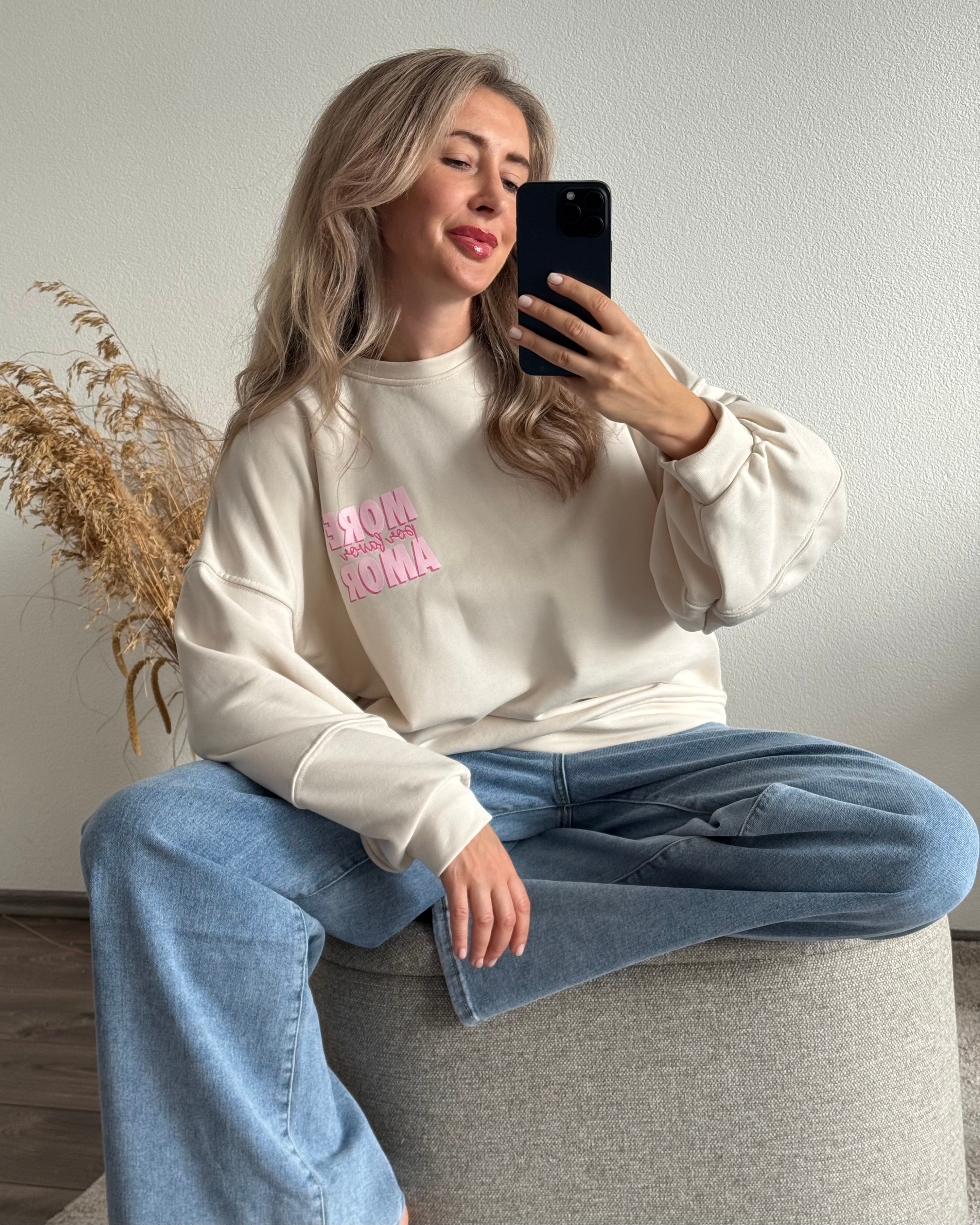 Sweater MORE AMORE POR FAVOR beige