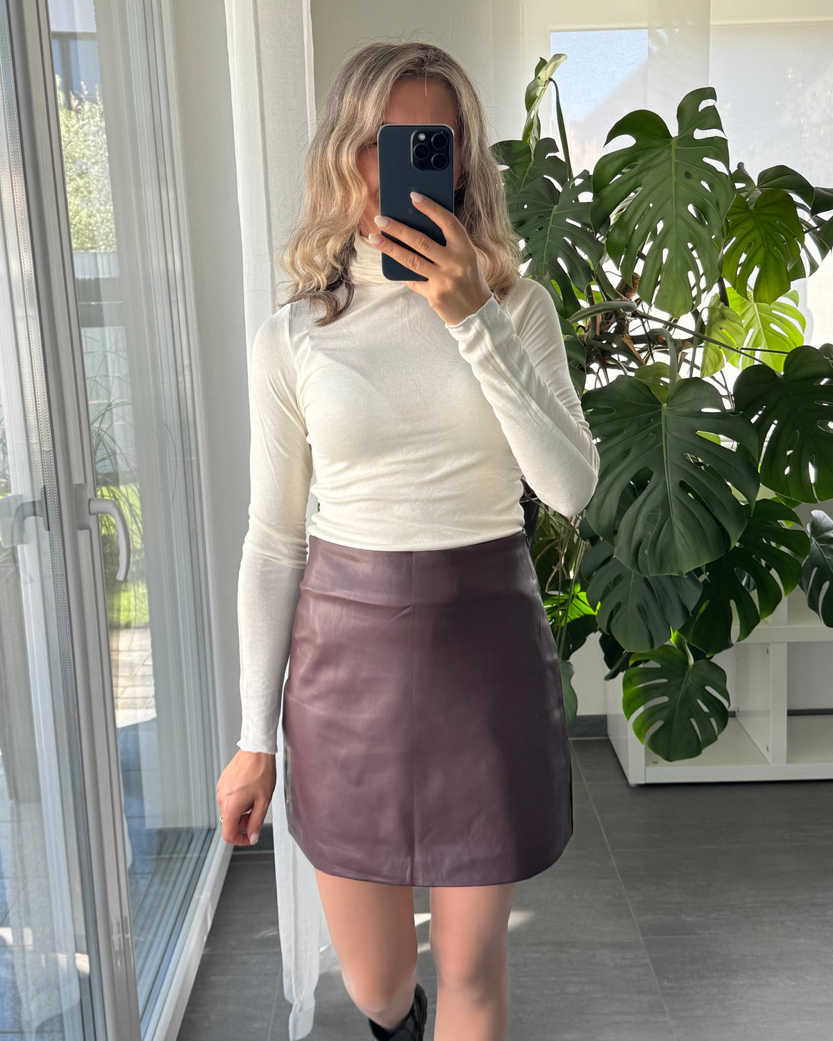 Supersoft & Stretchy High Neck Creme