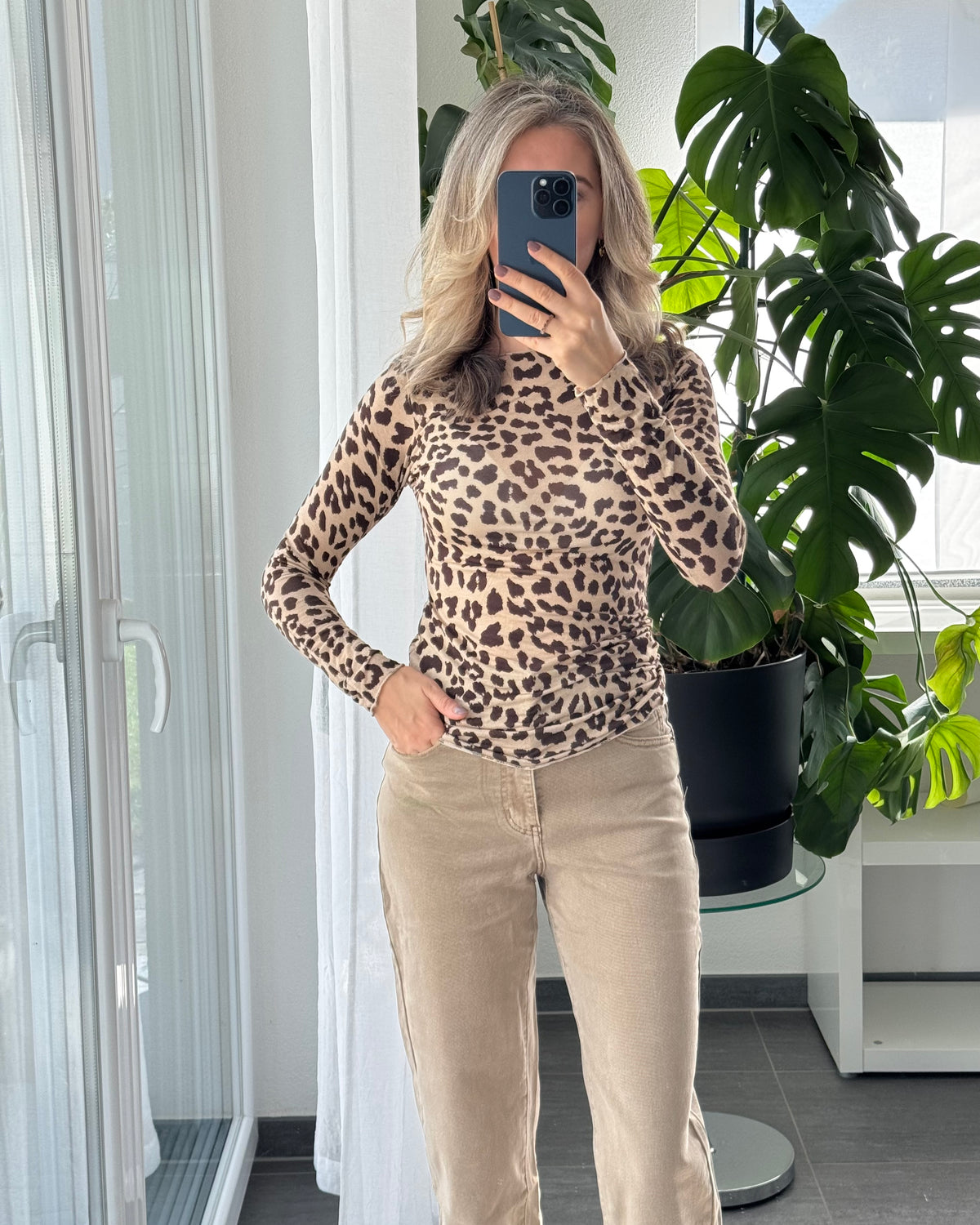 Kaschmir Longsleeve Leo Beige Premium-Qualität