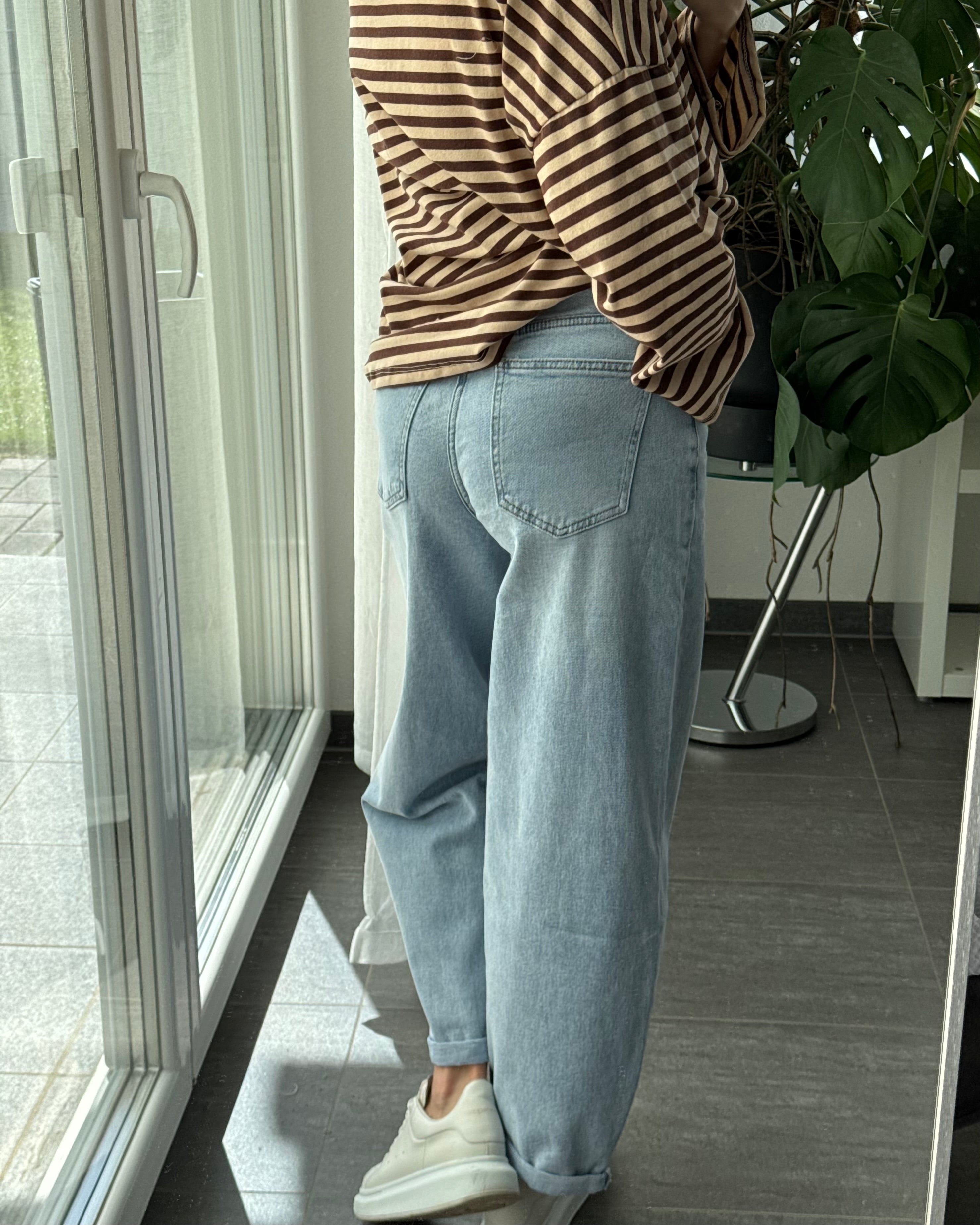 Stretch Balloon Jeans Hellblau