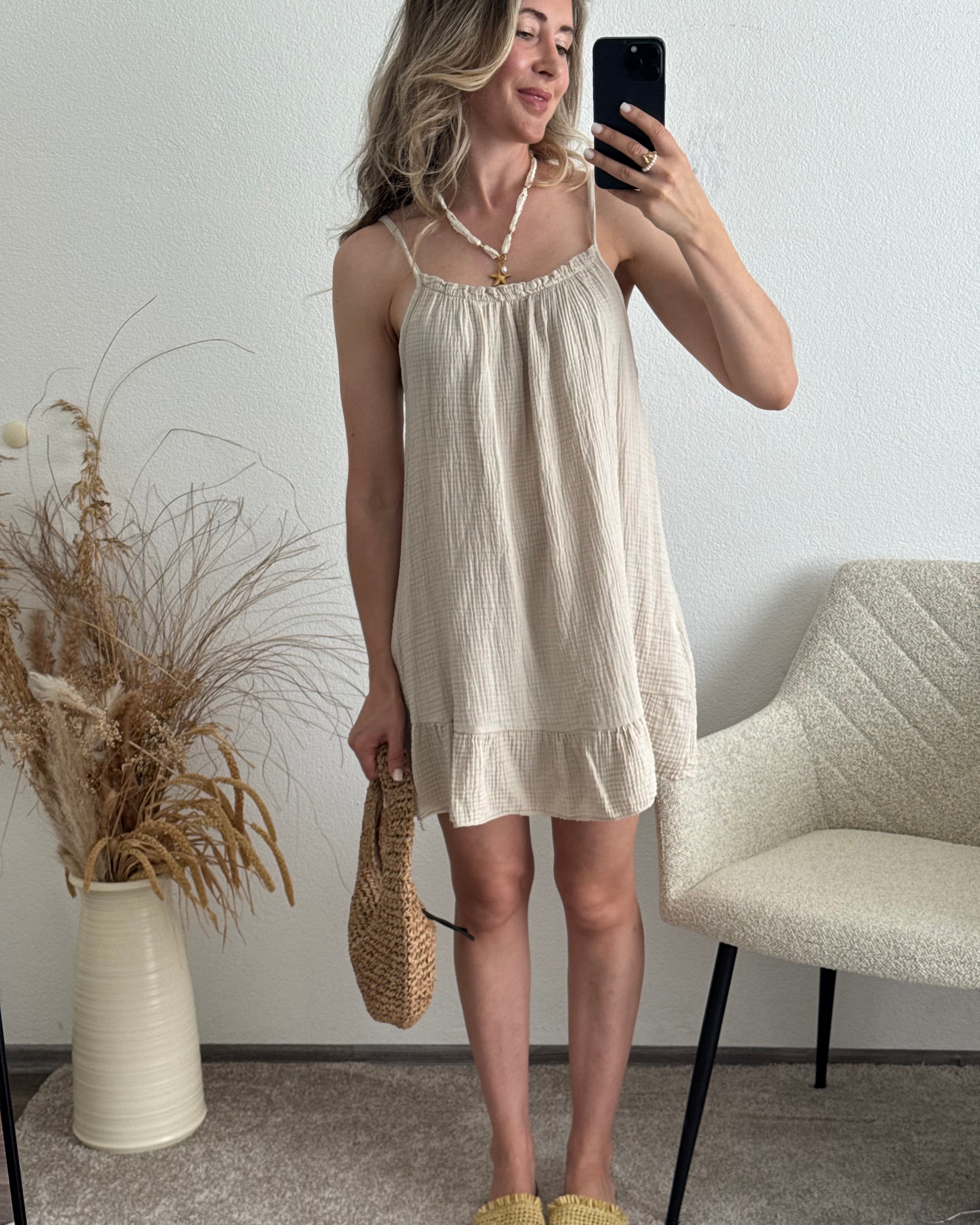 Musselinkleid mit Volantsaum Kelly Beige