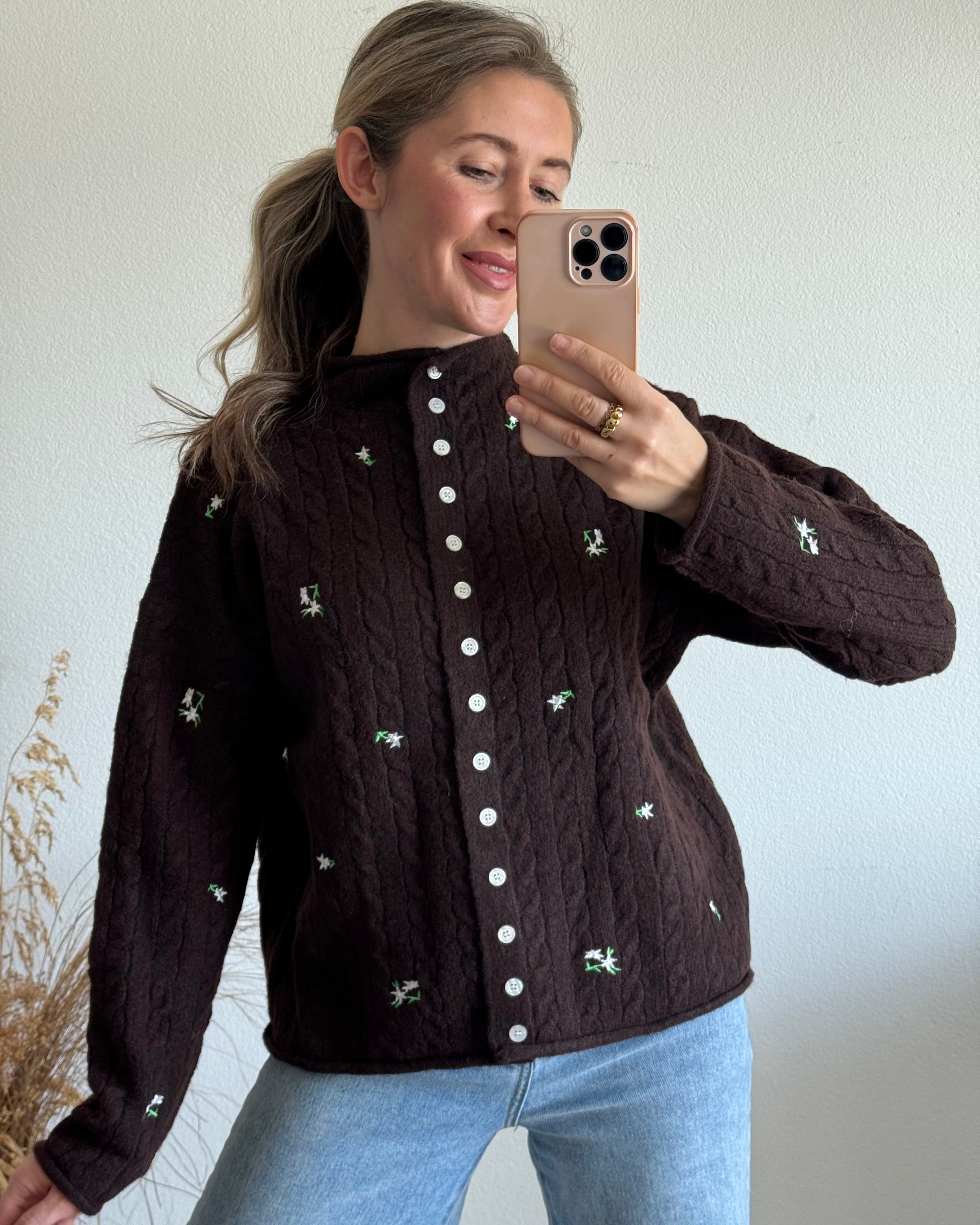 Cardigan Flower Dream DUNKELBRAUN