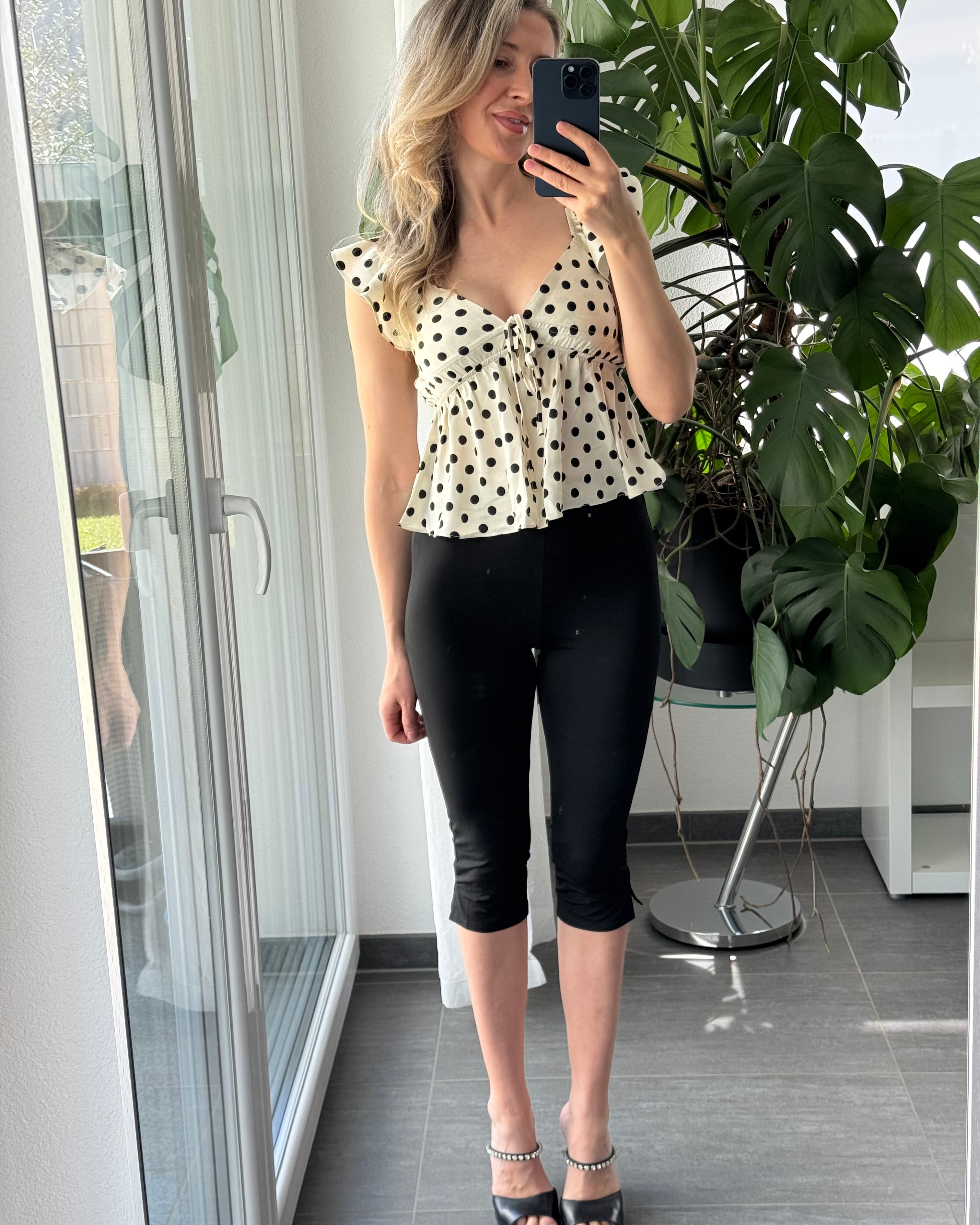 Soft Fit Capri Leggings