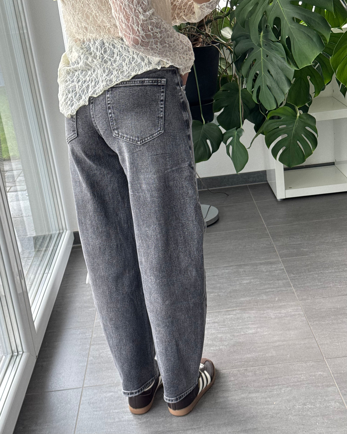Stretch Barrel Jeans Grau