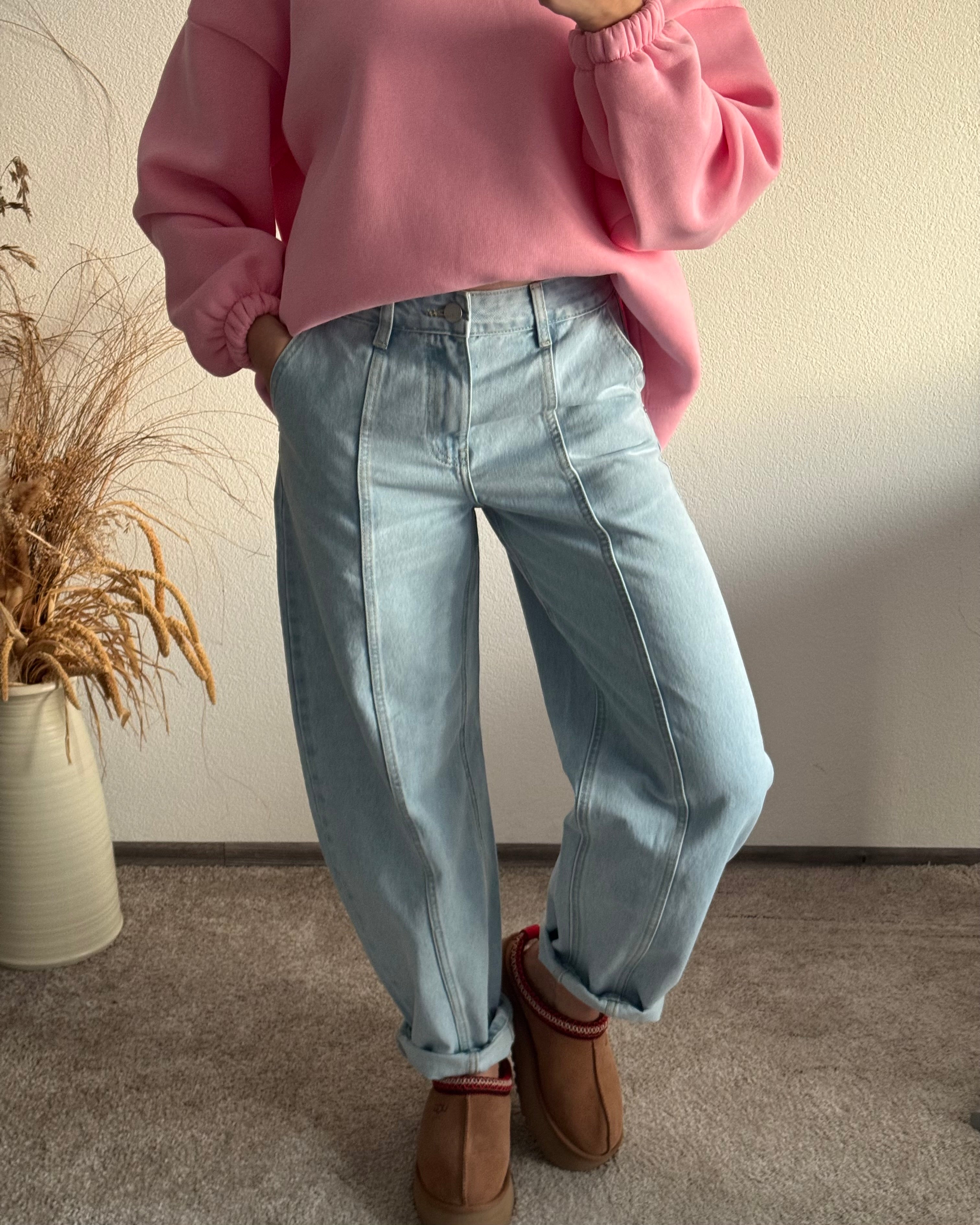 Barrel Jeans Hellblau (fällt größer aus)
