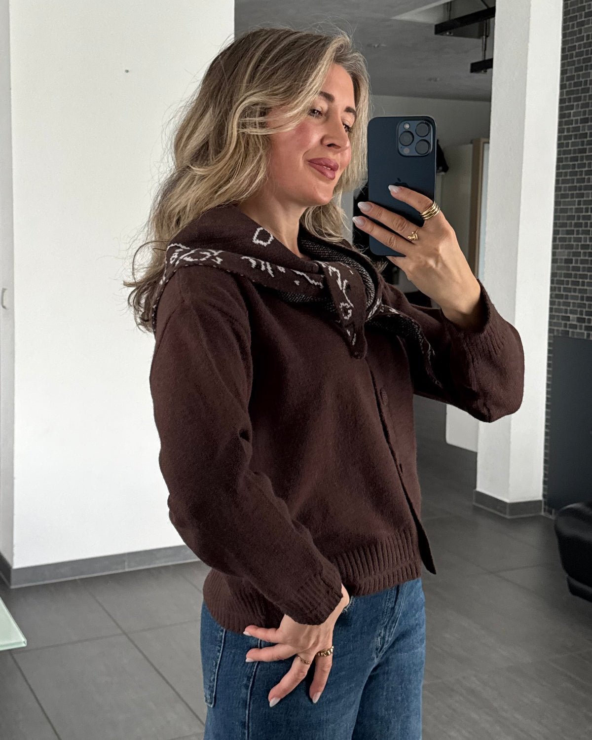 Cardigan mit Dreieckschal Paisley
