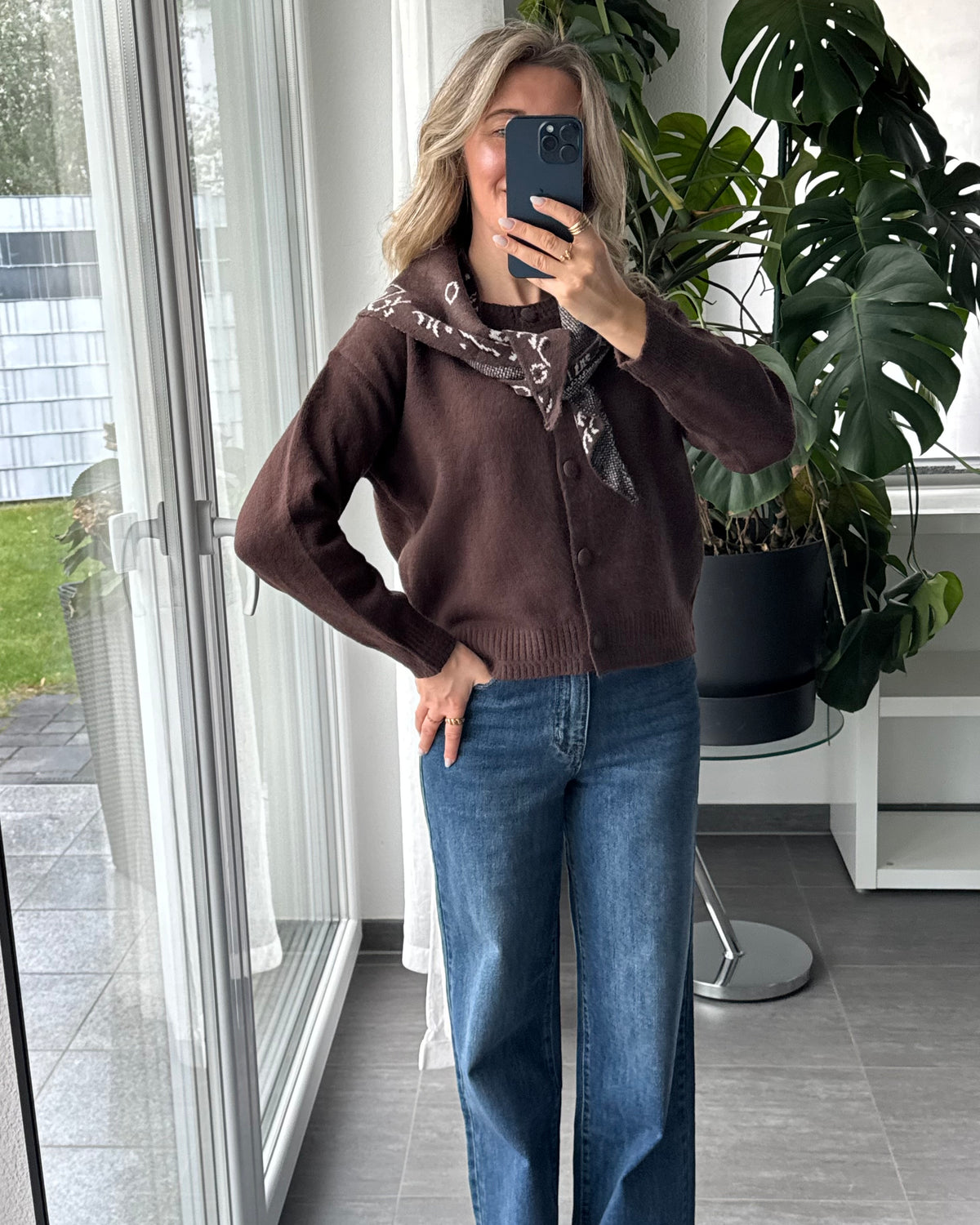 Cardigan mit Dreieckschal Paisley