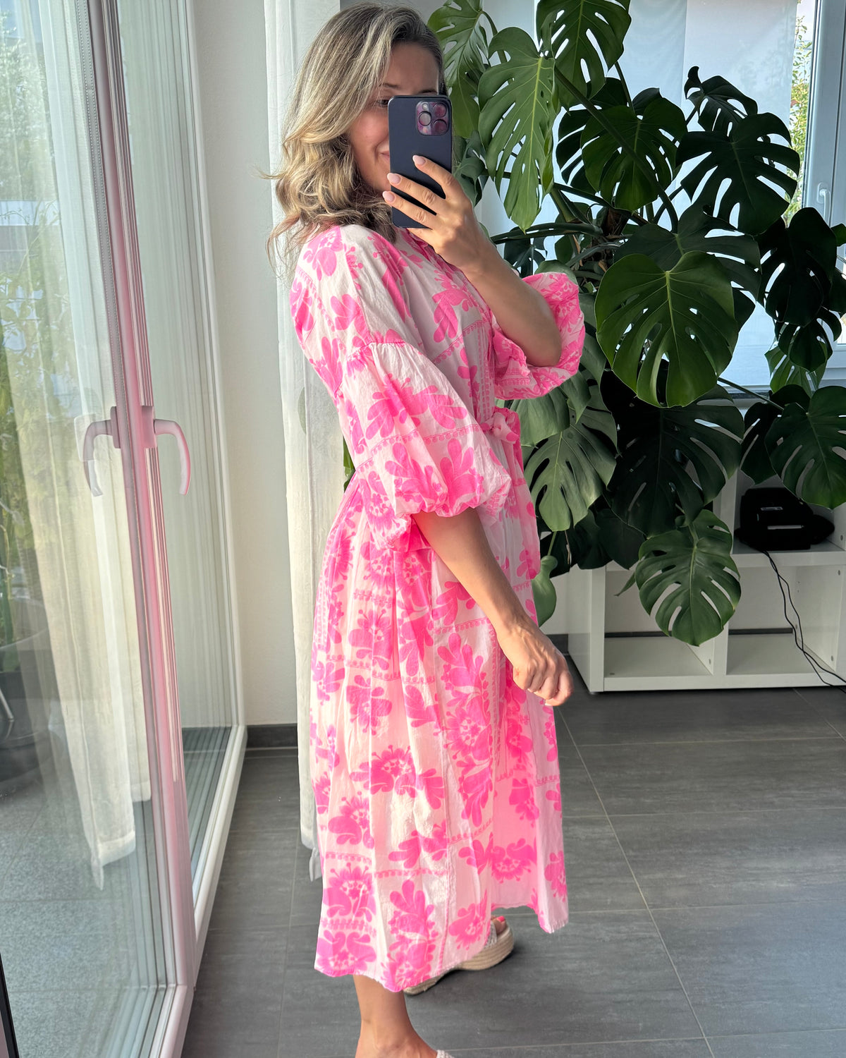 Kleid Livia weiß Pink