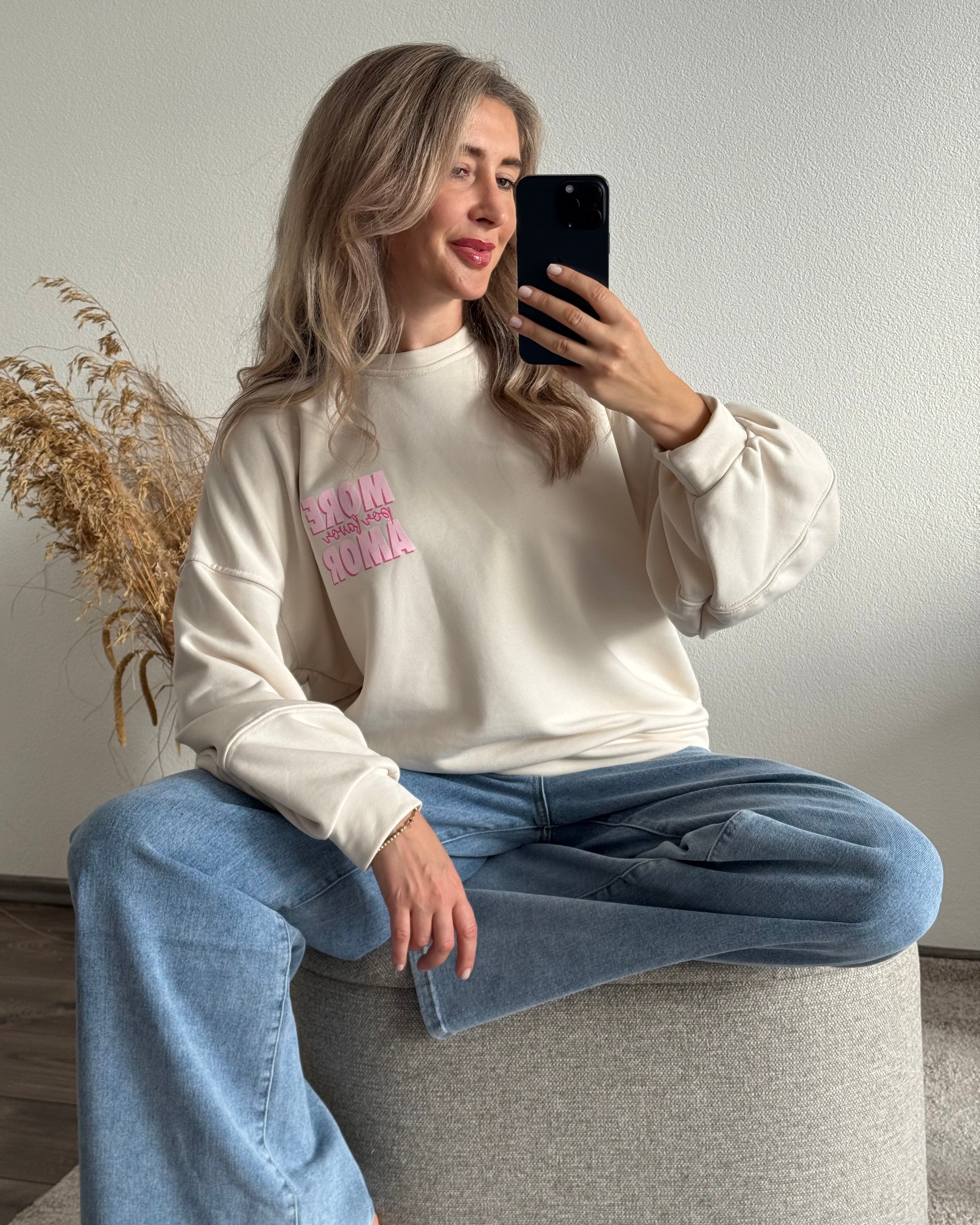 Sweater MORE AMORE POR FAVOR beige