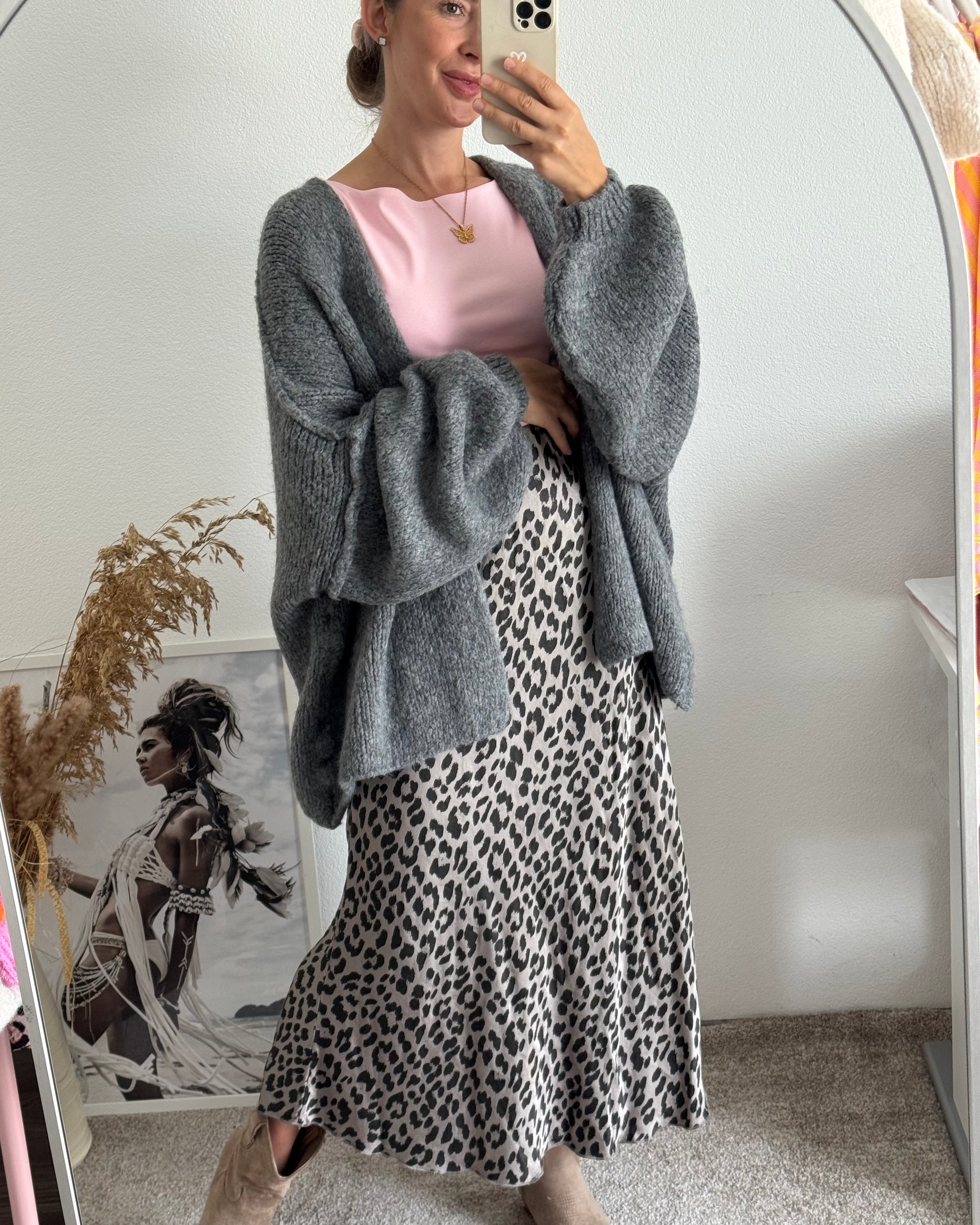 Viskoserock mit Leoprint Maja GRAU