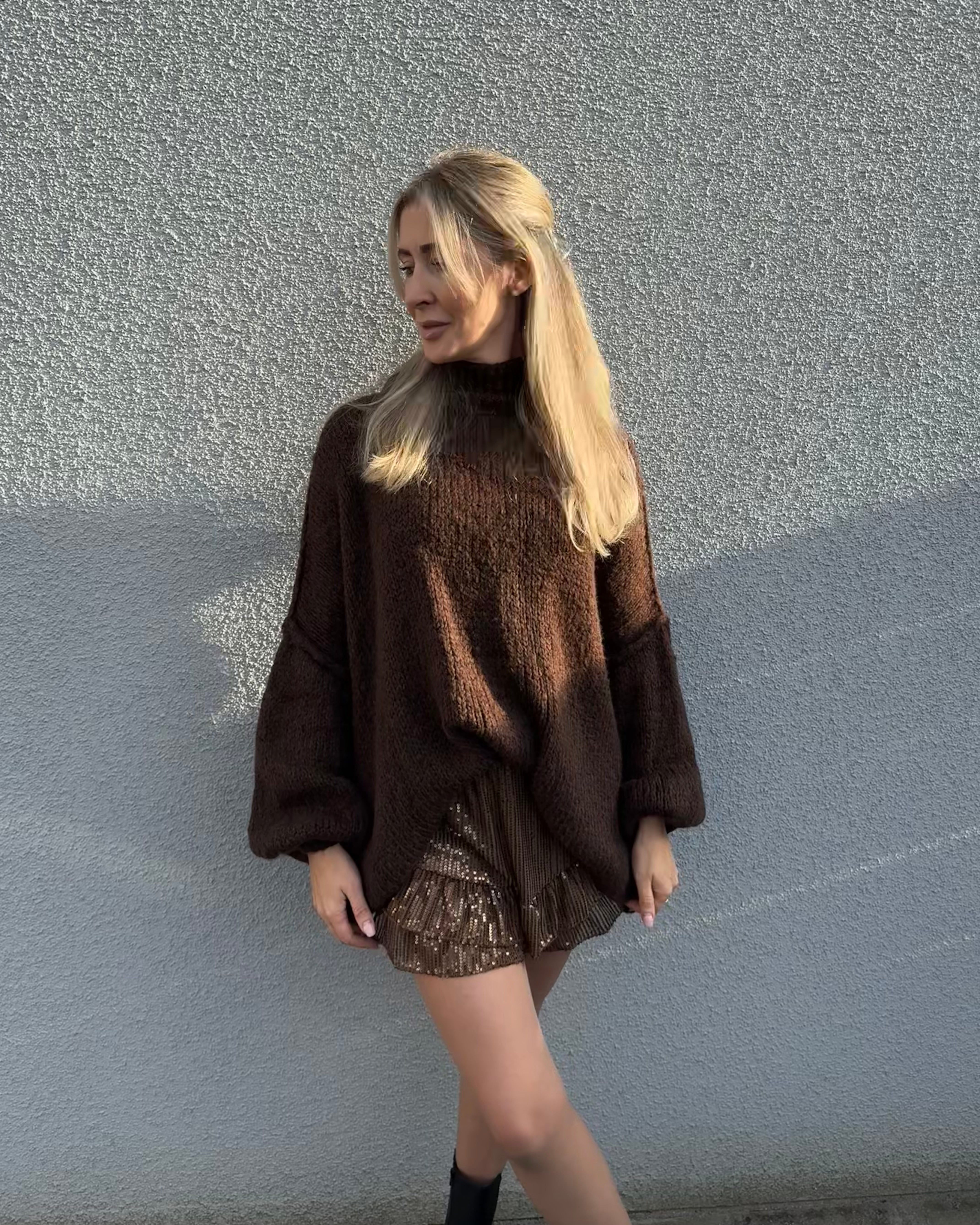 Oversize Pullover aus Wolle und Mohair SCHOKO