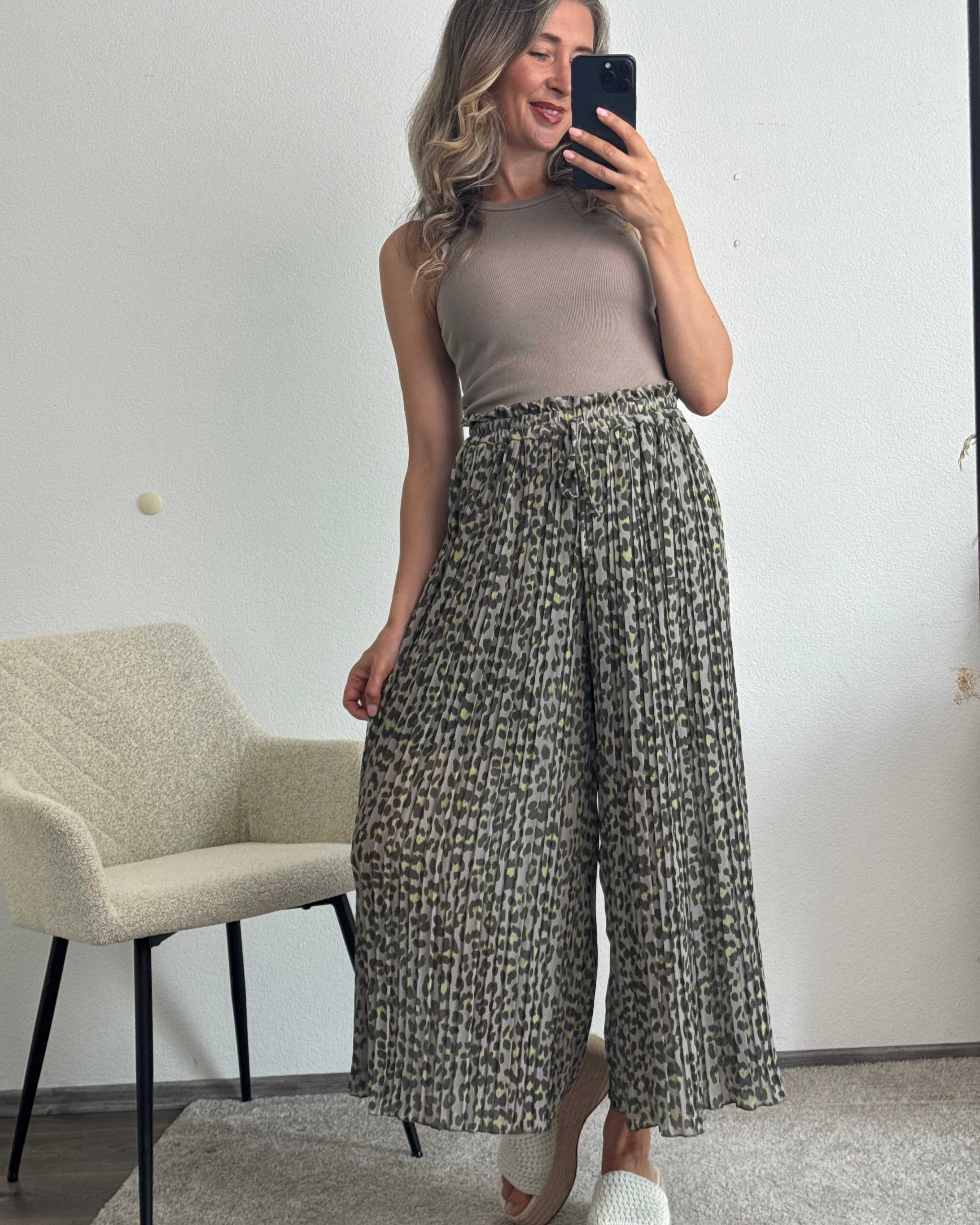 Plisseehose Leo Khaki Grau