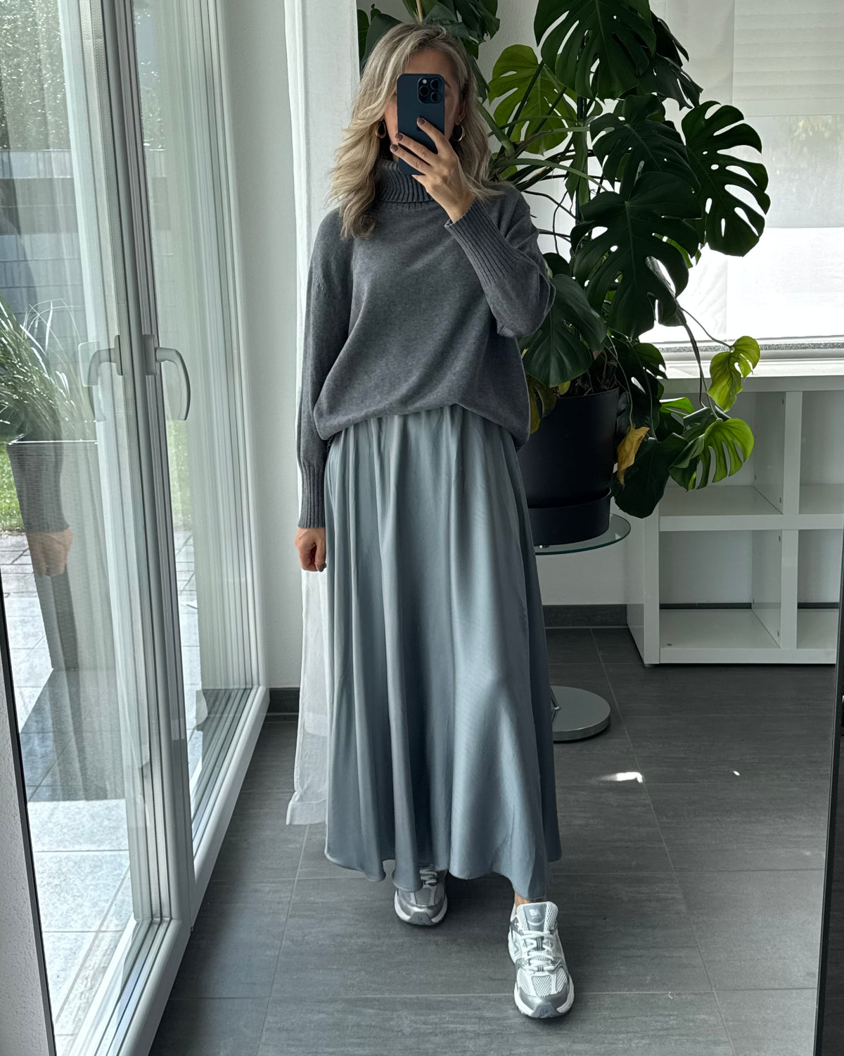 Viskoserock Ice Grey