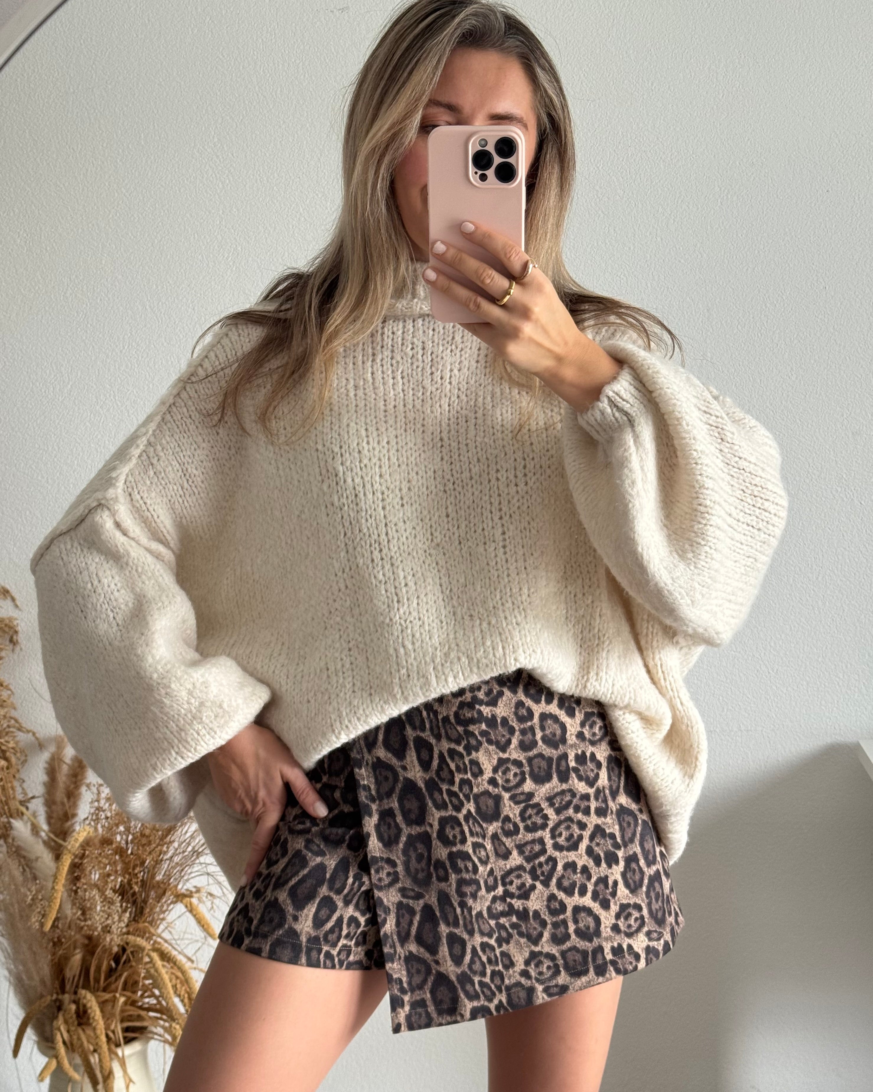 Kuscheliger Oversize Strickpullover Creme (lang)