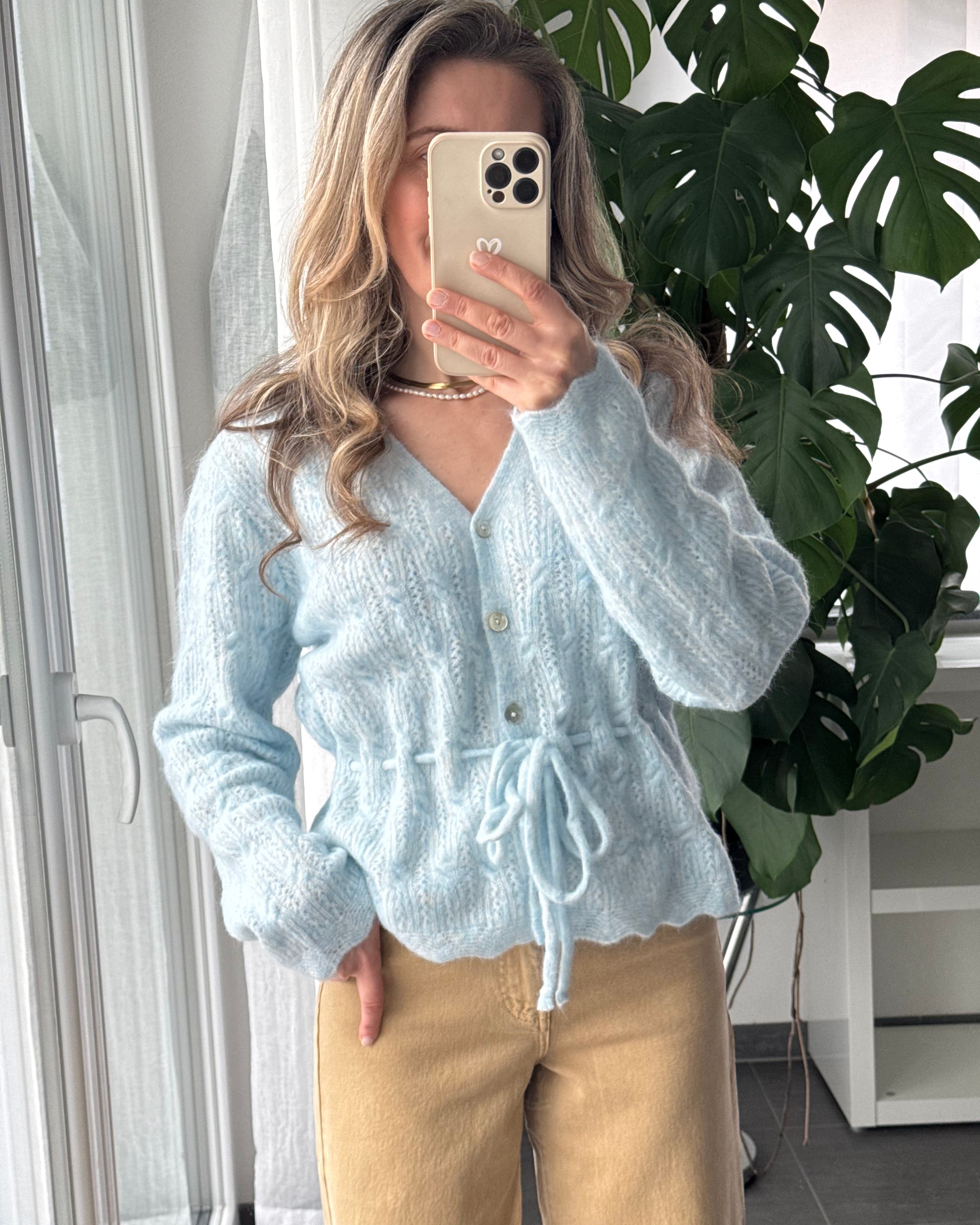 Weicher Strick-Cardigan mit Taillenzug Hellblau