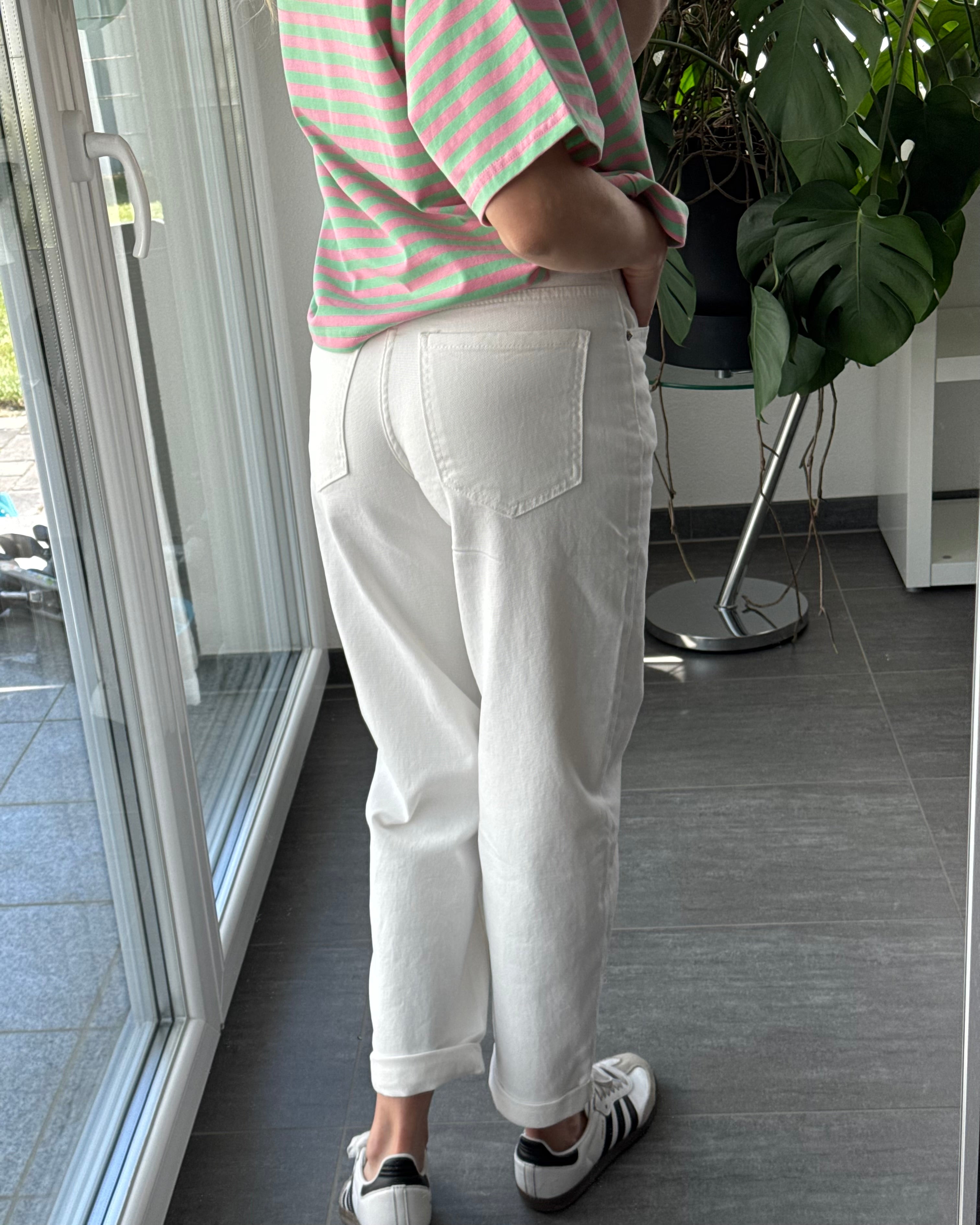 MOM JEANS Weiß
