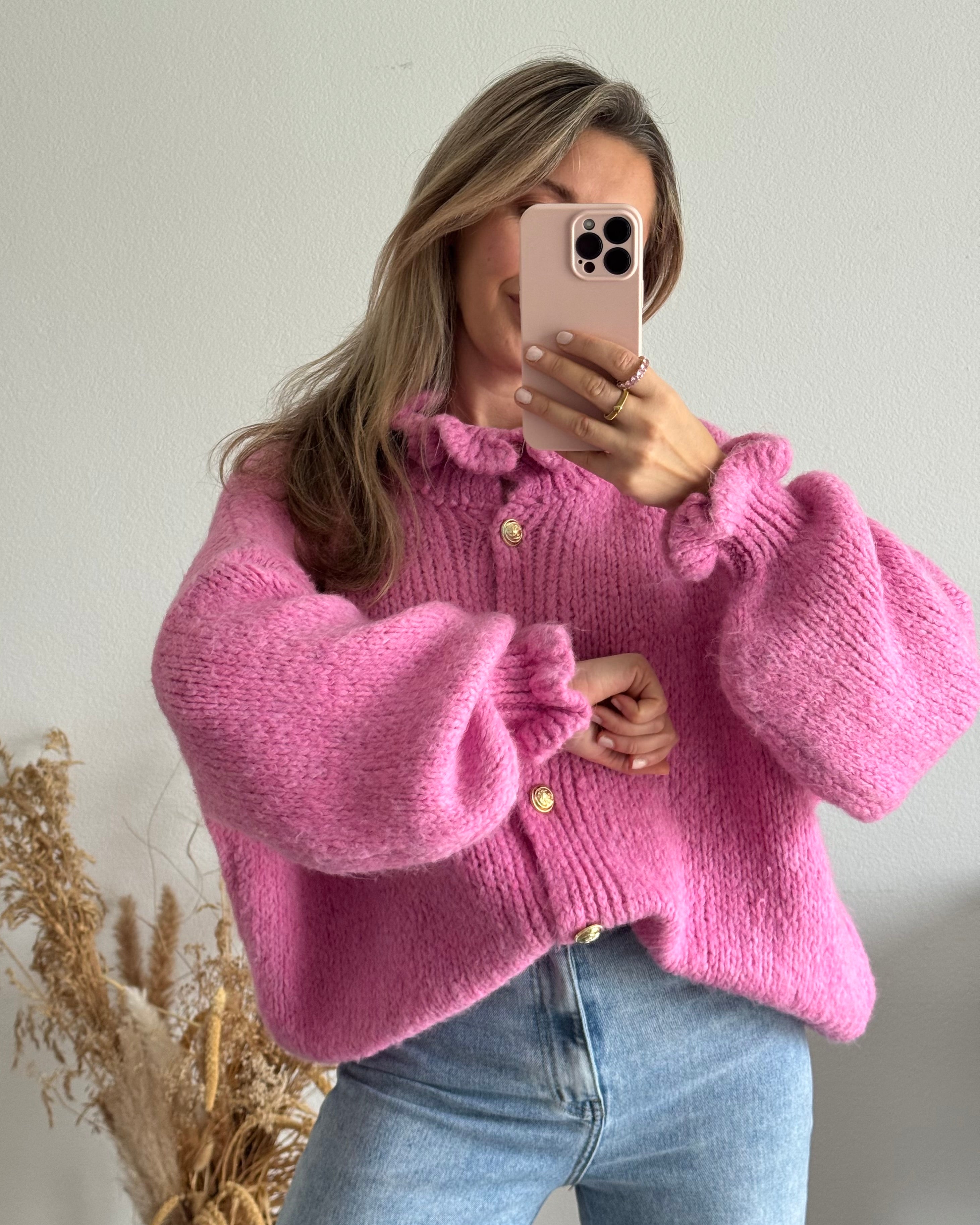 Kuschelweicher Rüschencardigan Pink