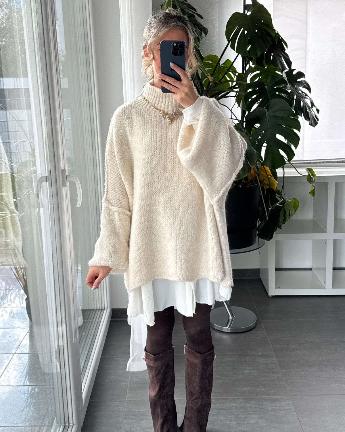 Flauschi Oversize Pulli Creme