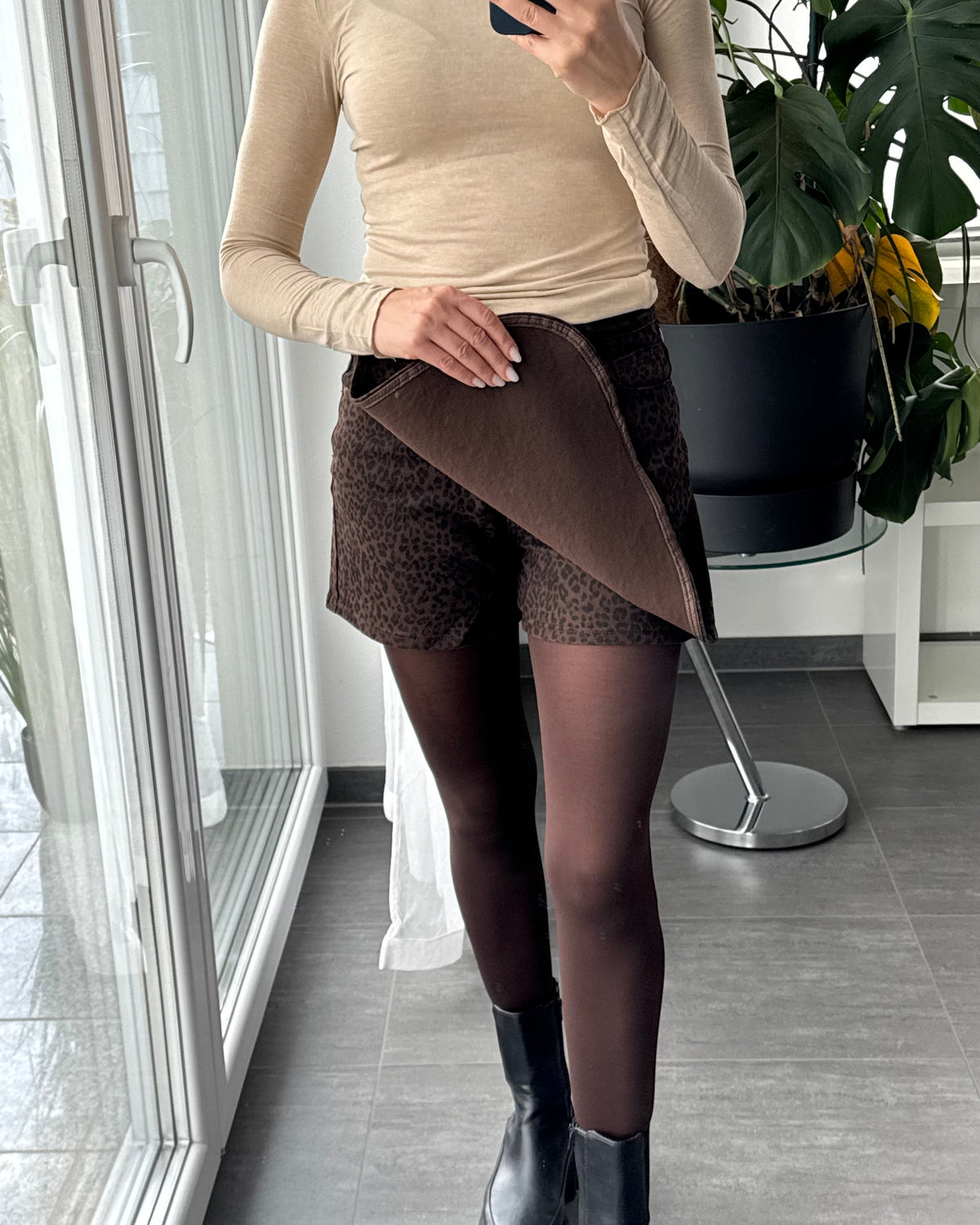 Skort Leo love Braun