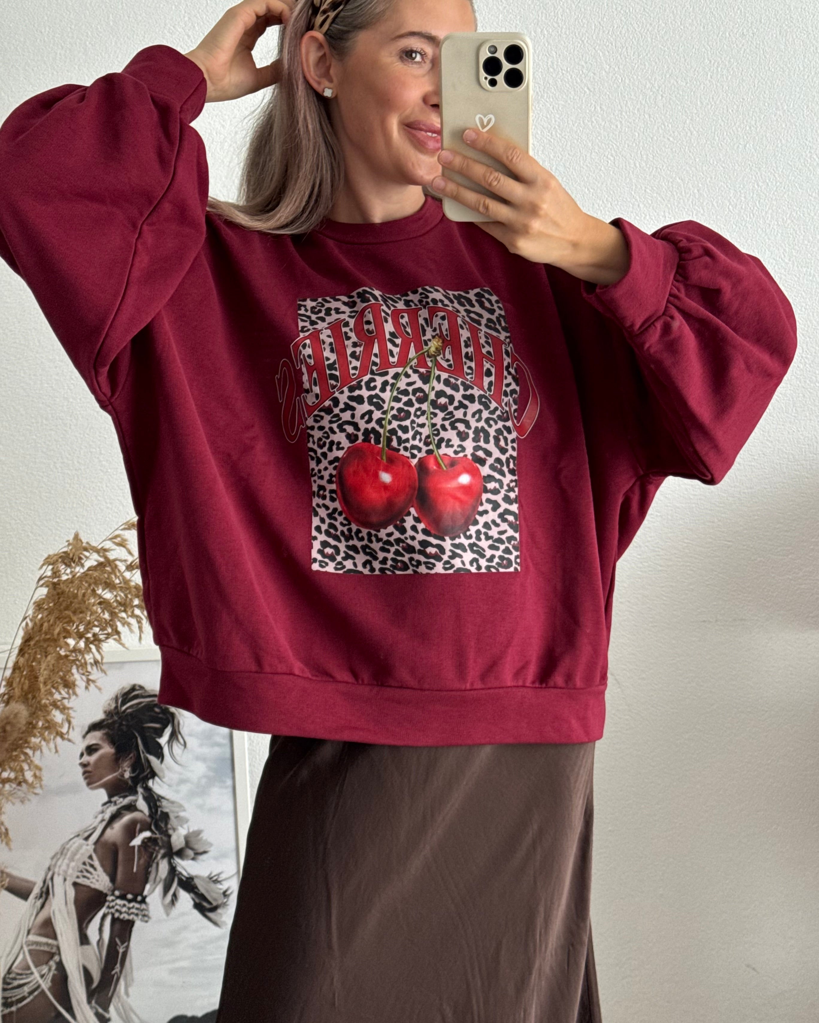 Sweater Cherry