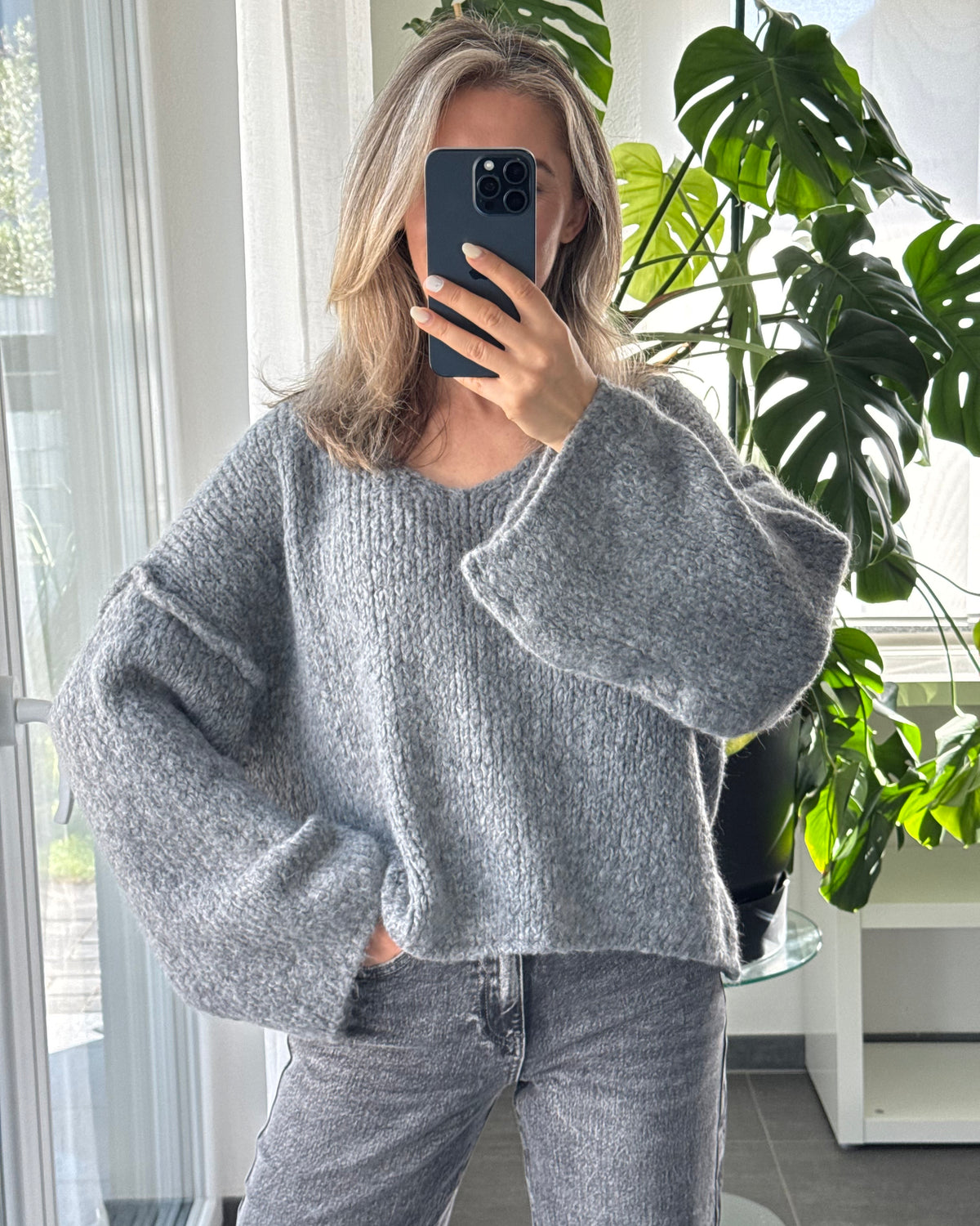 Strickpullover Fluffy grau
