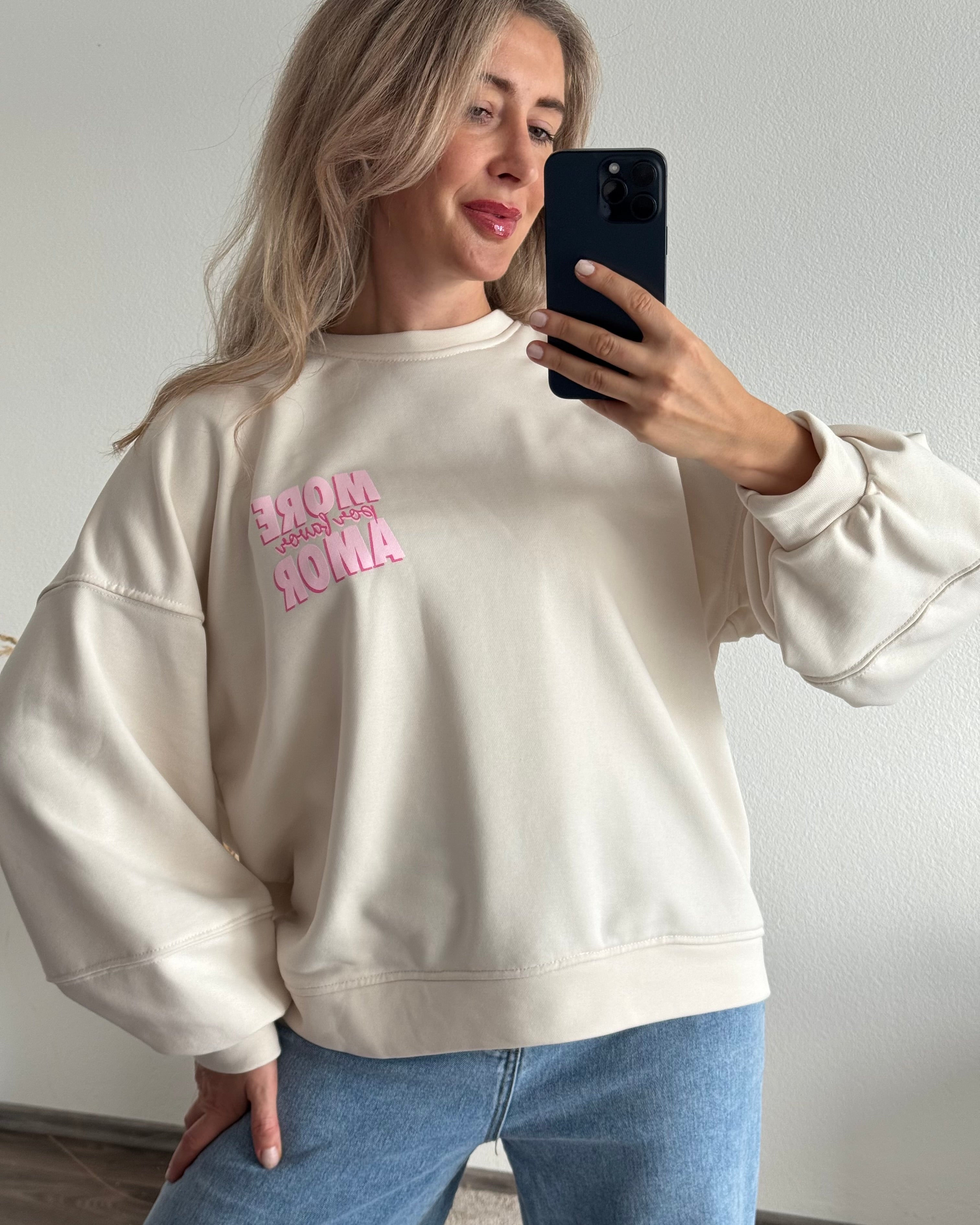 Sweater MORE AMORE POR FAVOR beige