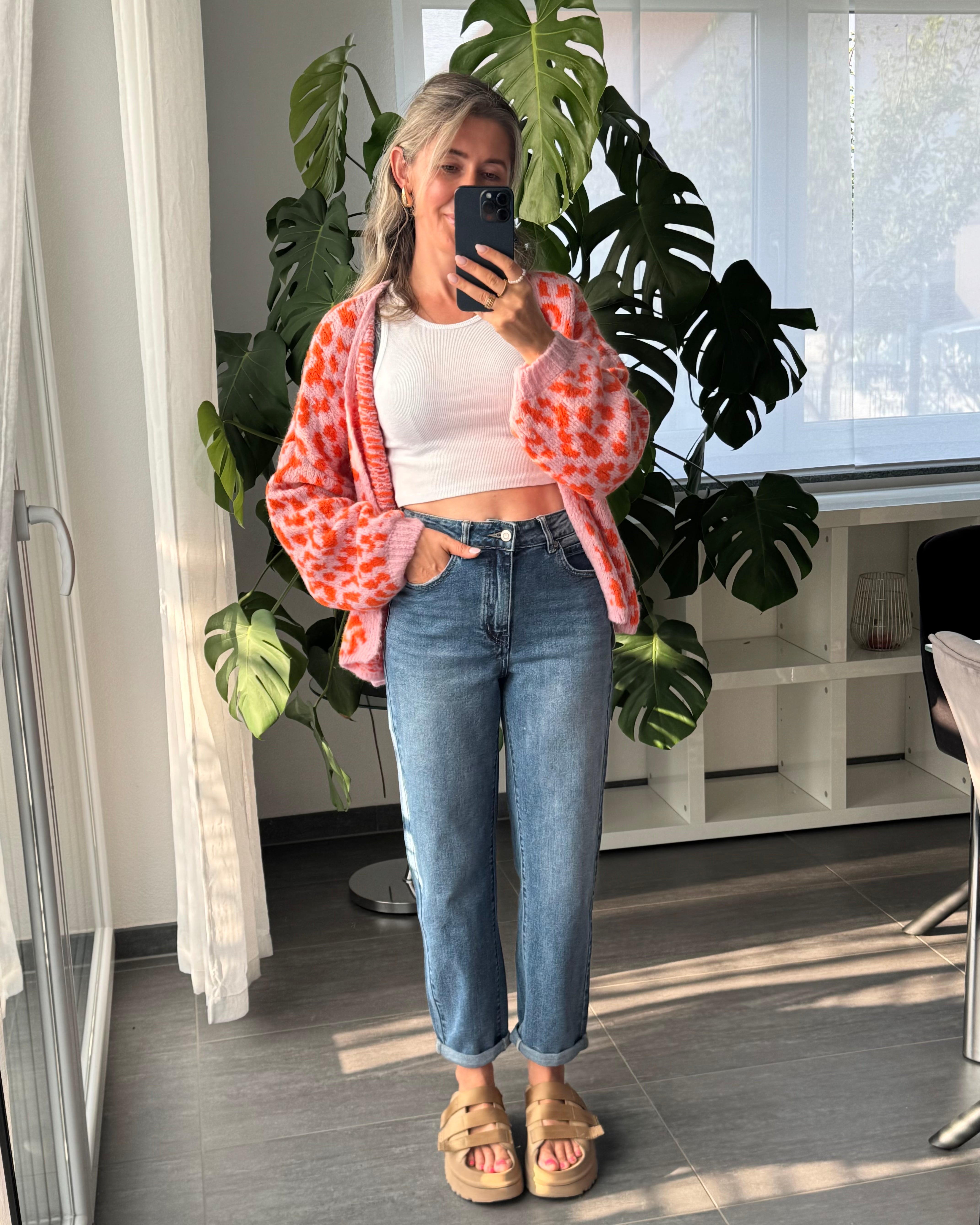 MOM JEANS Dunkelblau