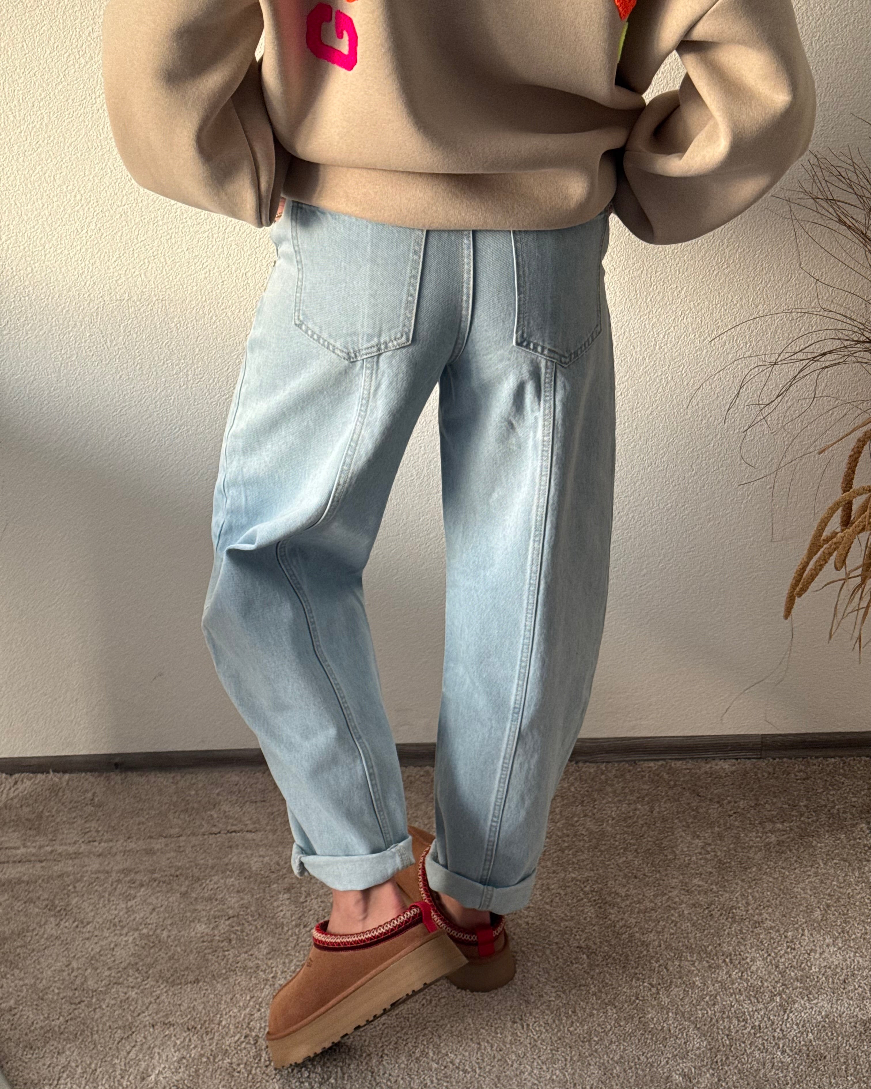 Barrel Jeans Hellblau (fällt größer aus)
