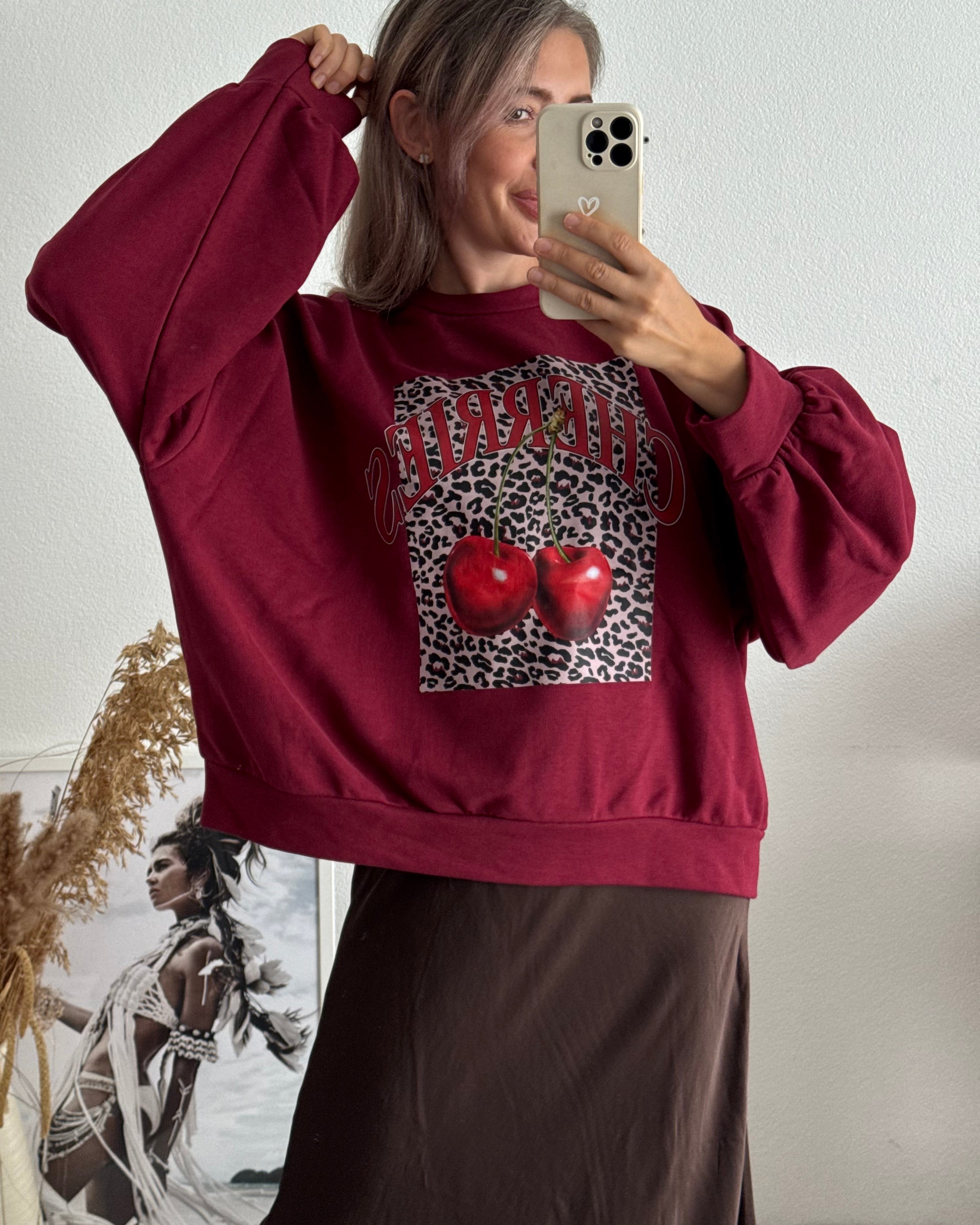 Sweater Cherry