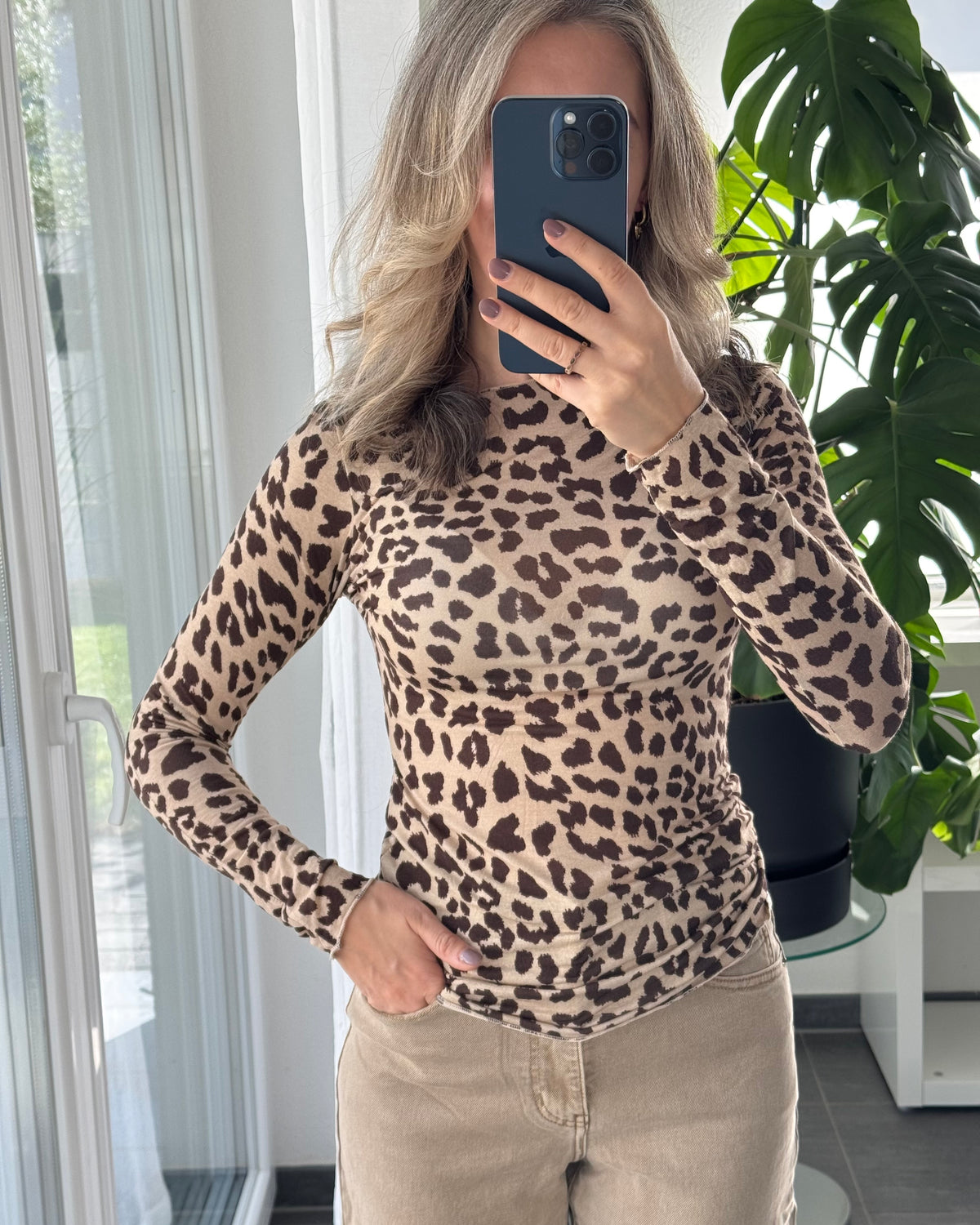 Kaschmir Longsleeve Leo Beige Premium-Qualität