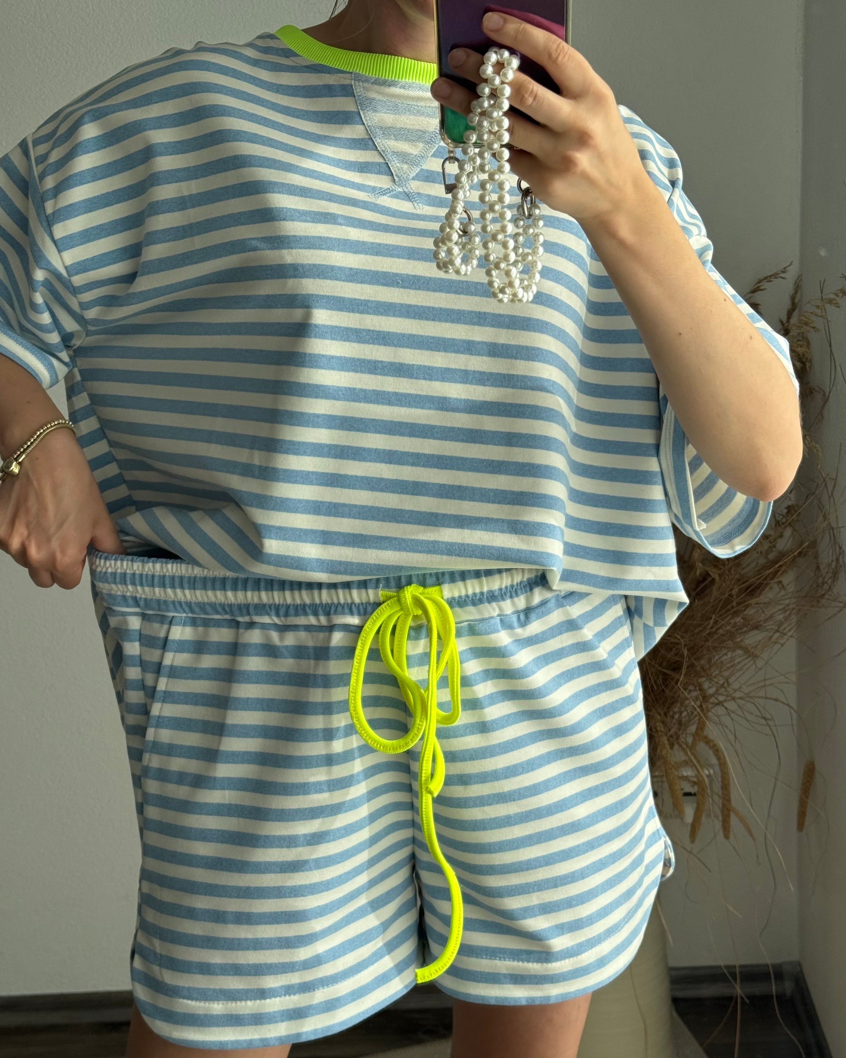 EINZELTEIL Shorts Summer Stripes BLAU VOM UMTAUSCH AUSGESCHLOSSEN
