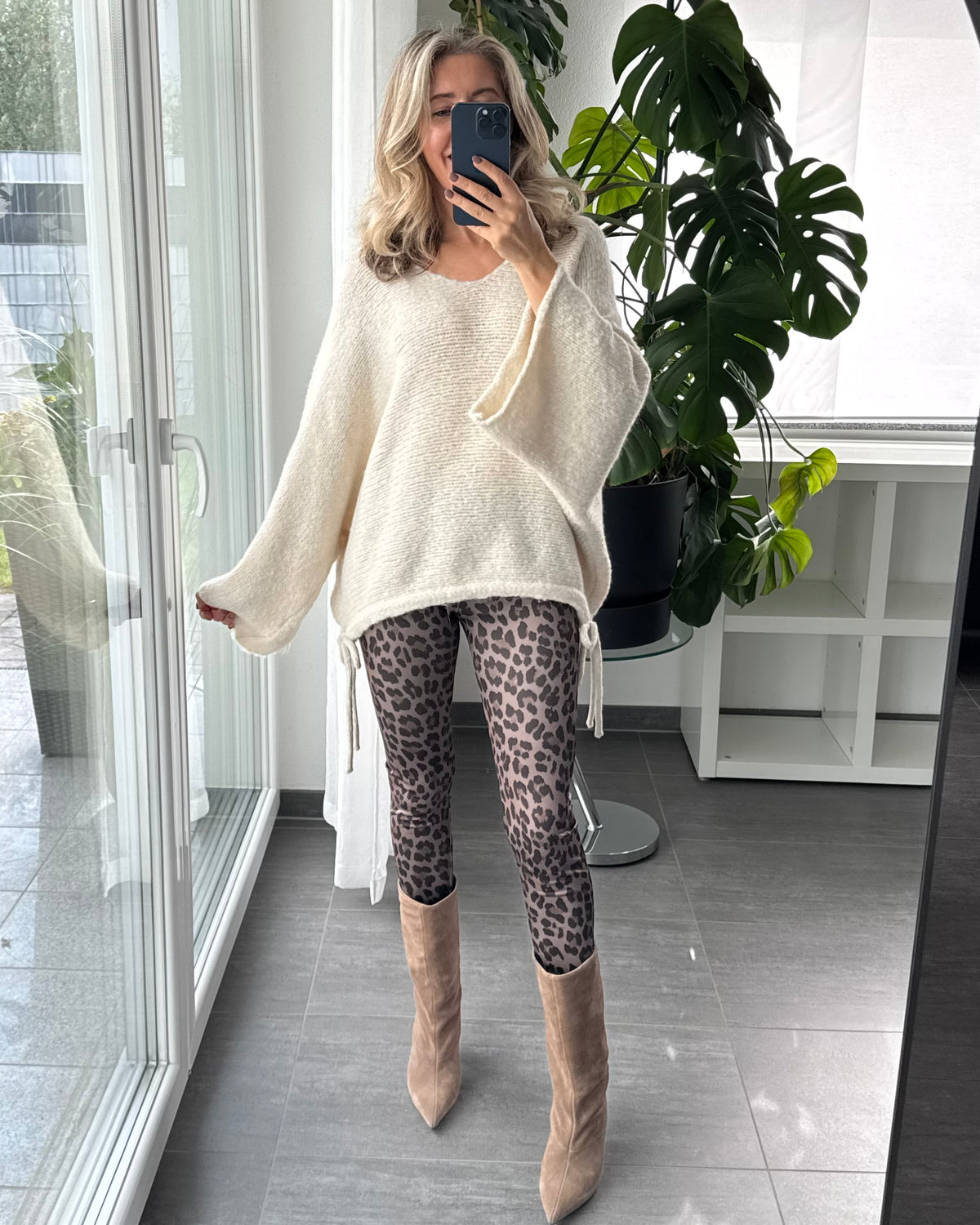 Strickpullover Cozy Tie Creme
