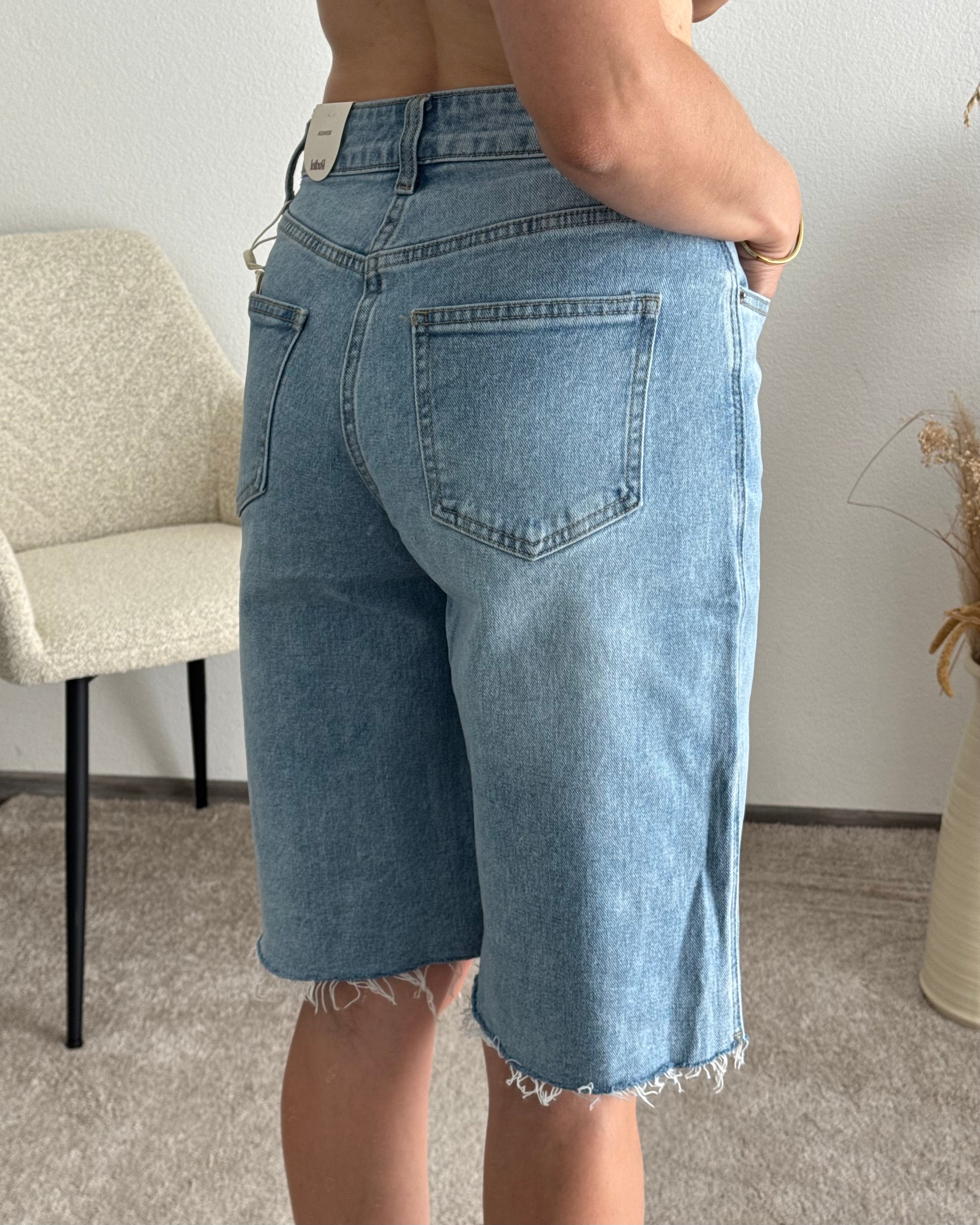 Bermuda Jeans Shorts Hellblau