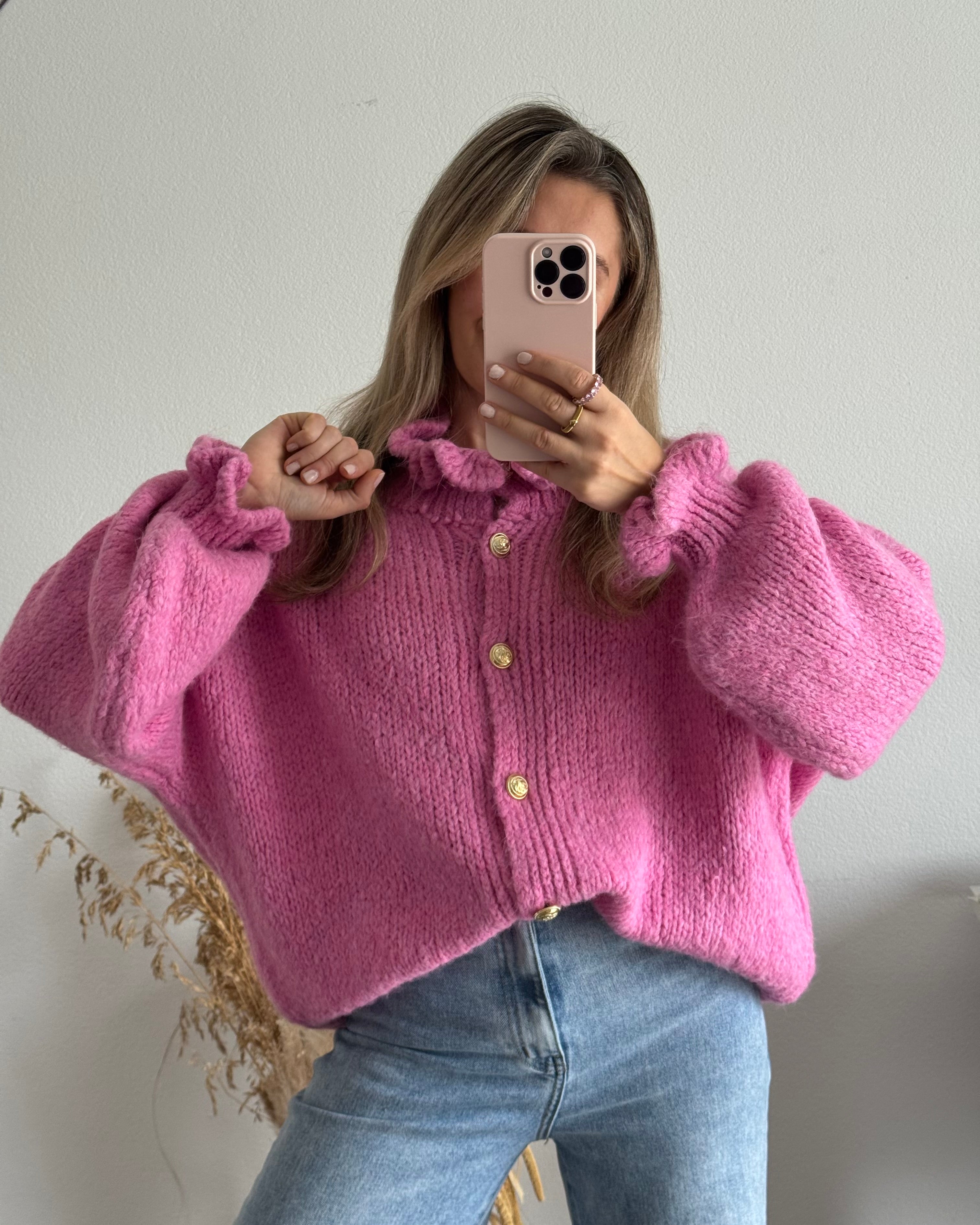 Kuschelweicher Rüschencardigan Pink