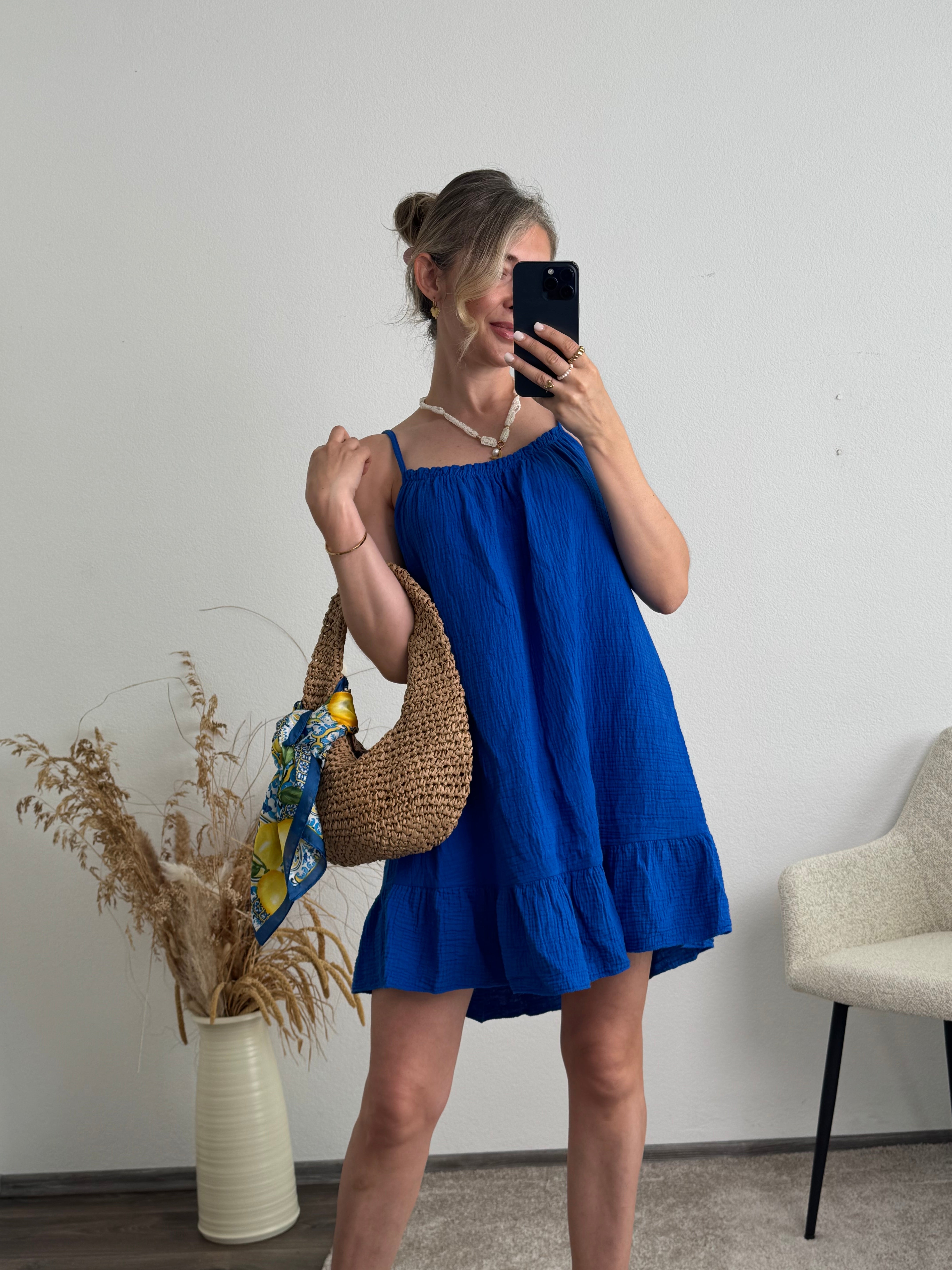 Musselinkleid mit Volantsaum Kelly royalblau