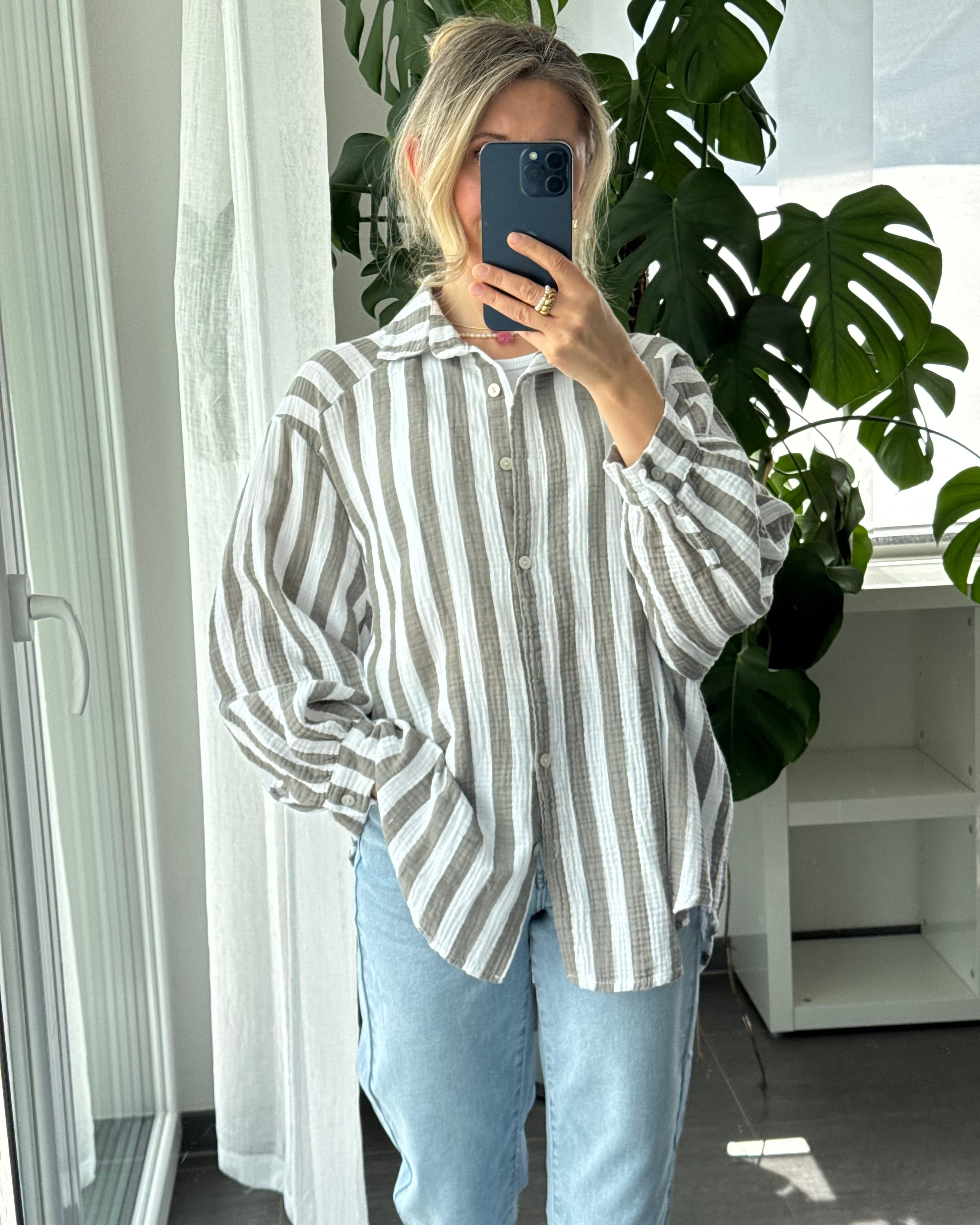 Musselinbluse Bold Stripes Grau